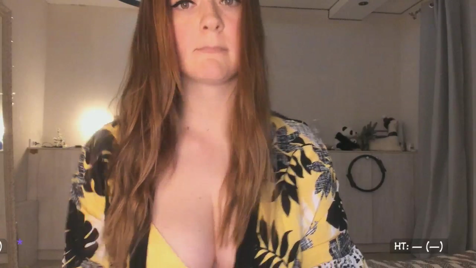 Gallery image thumbnail from Relax_'s myfreecams stream on, 03/20/2025, 24:01 image 5 of 20
