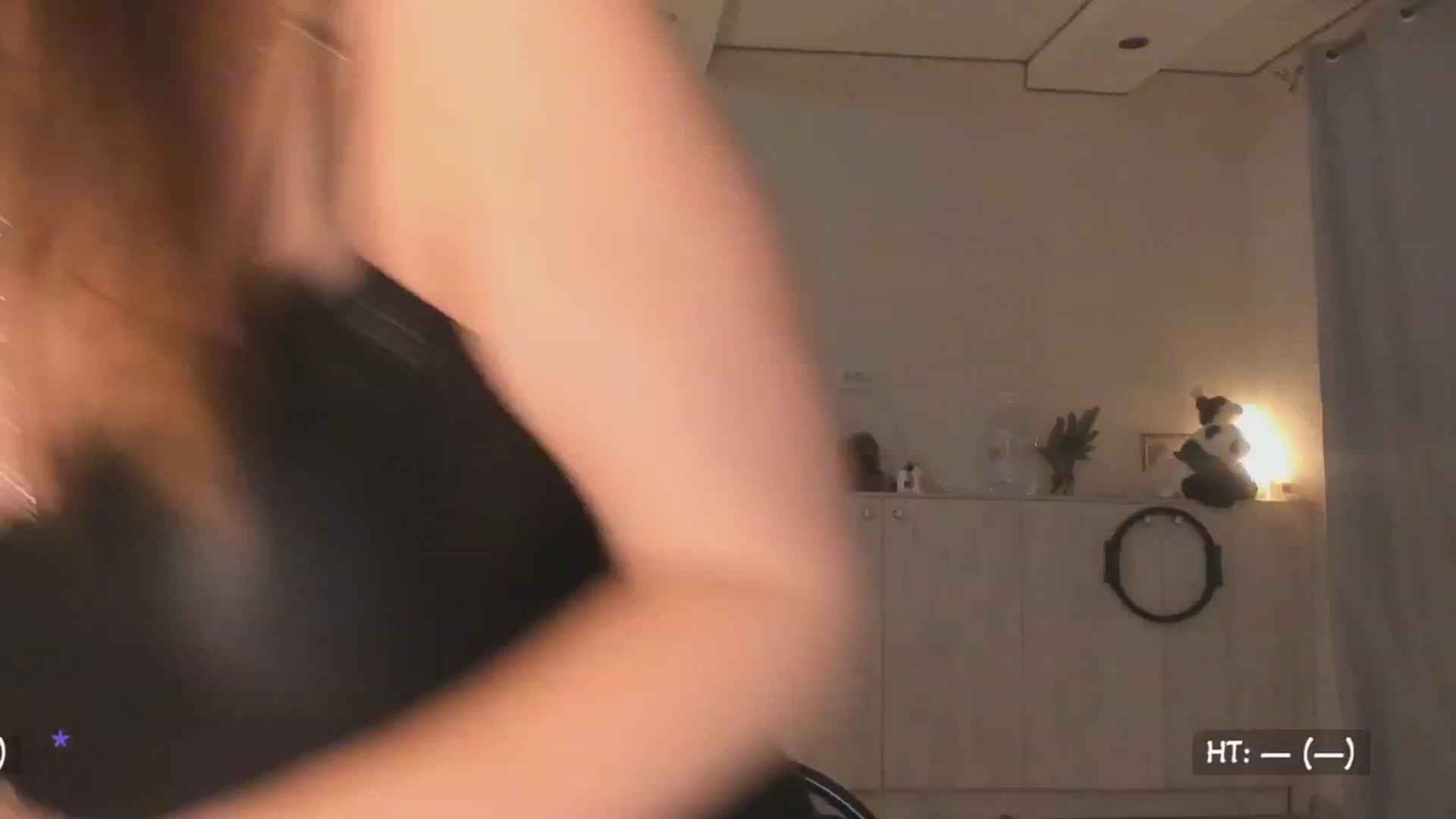 Gallery image thumbnail from Relax_'s myfreecams stream on, 03/23/2025, 01:48 image 9 of 20