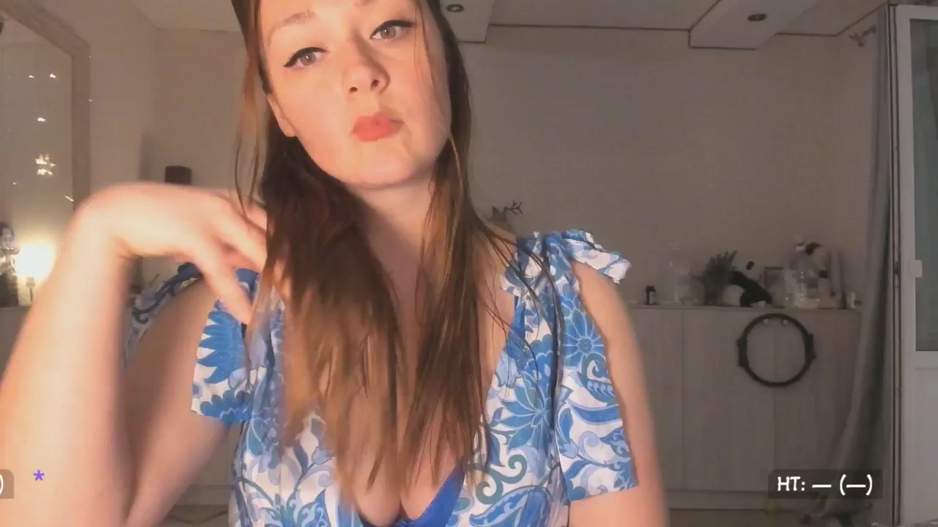 Gallery image thumbnail from Relax_'s myfreecams stream on, 03/30/2025, 24:31 image 12 of 20