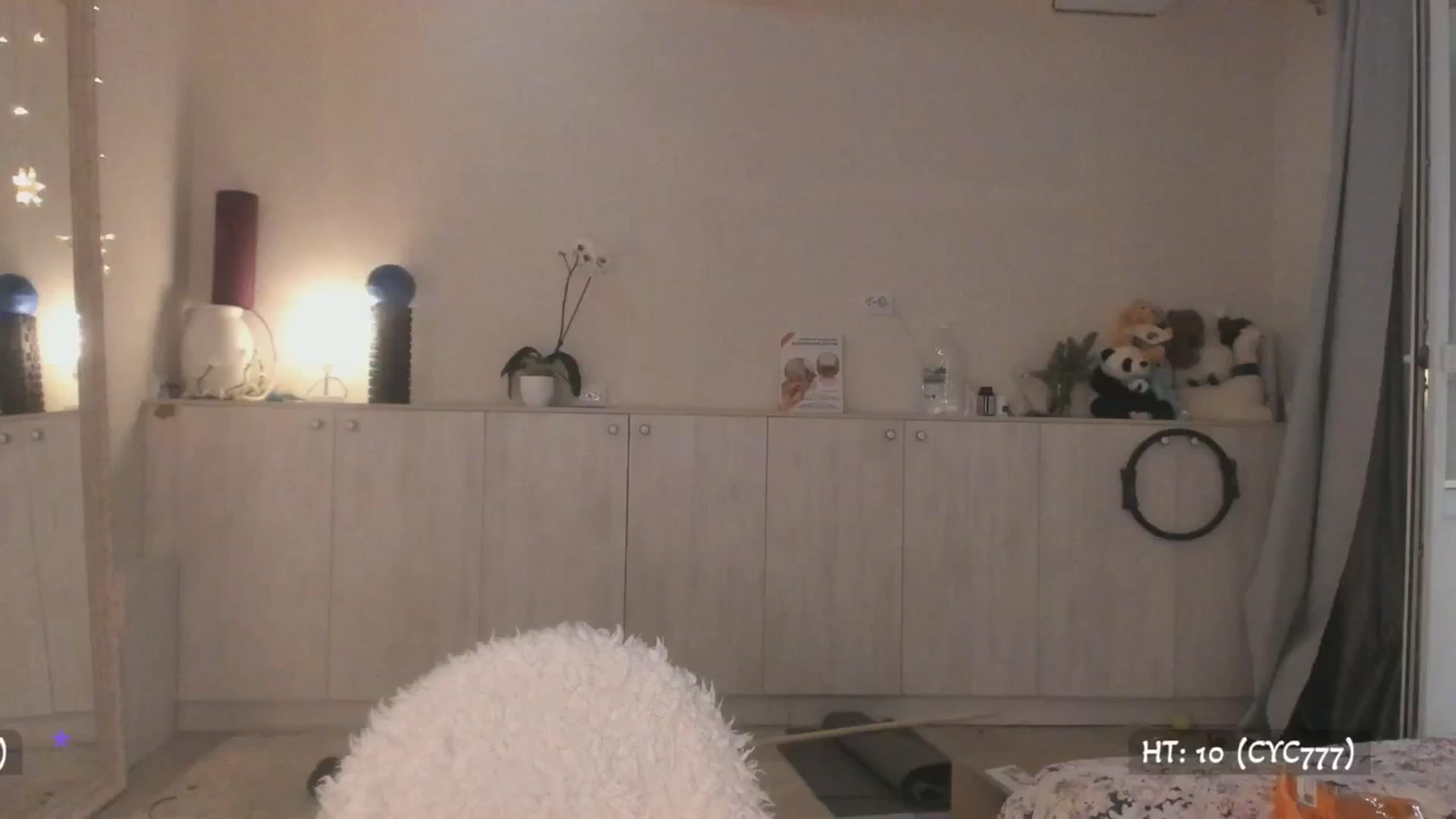 Gallery image thumbnail from Relax_'s myfreecams stream on, 04/02/2025, 23:21 image 16 of 20