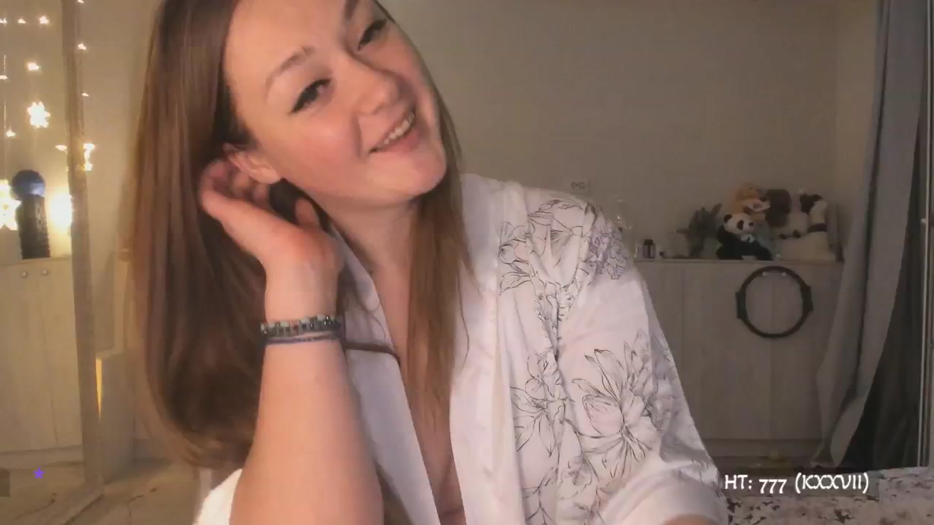 Gallery image thumbnail from Relax_'s myfreecams stream on, 04/03/2025, 01:29 image 12 of 20