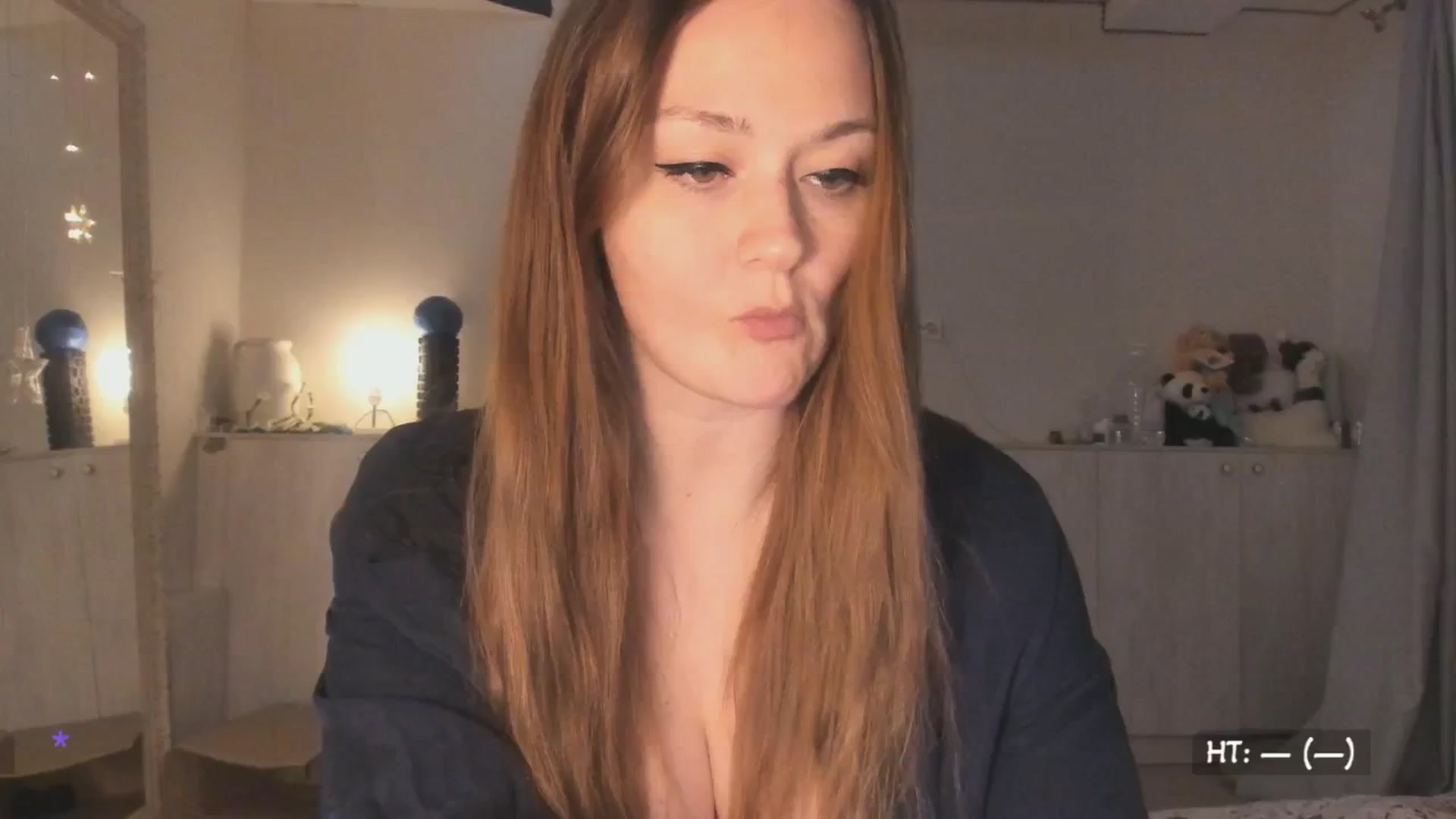 Gallery image thumbnail from Relax_'s myfreecams stream on, 04/06/2025, 01:46 image 1 of 20