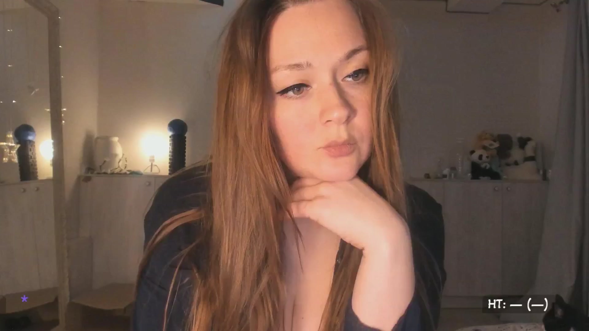 Gallery image thumbnail from Relax_'s myfreecams stream on, 04/06/2025, 01:46 image 9 of 20