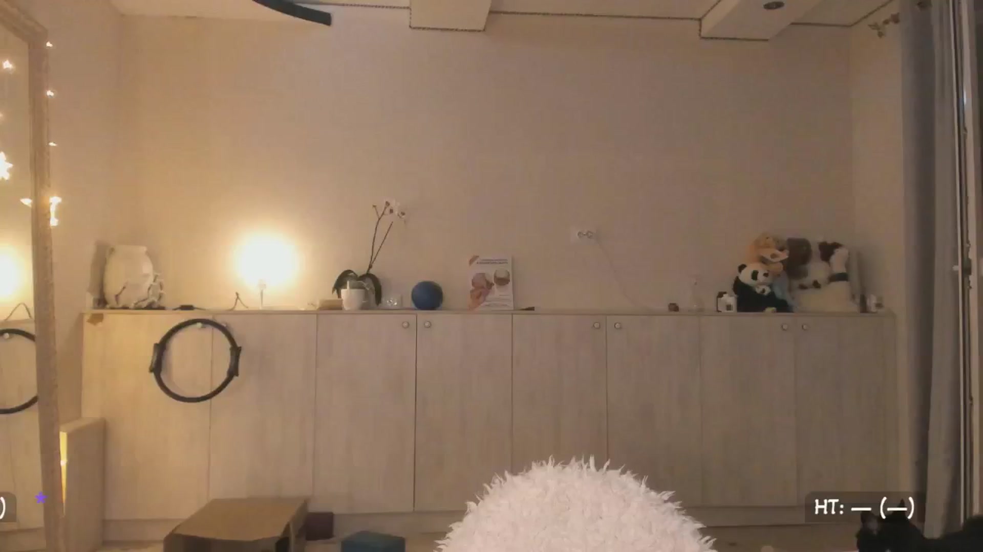 Gallery image thumbnail from Relax_'s myfreecams stream on, 04/08/2025, 24:01 image 8 of 20