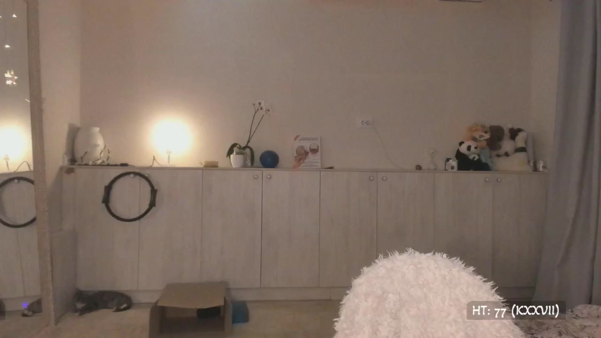 Gallery image thumbnail from Relax_'s myfreecams stream on, 04/09/2025, 24:38 image 16 of 20