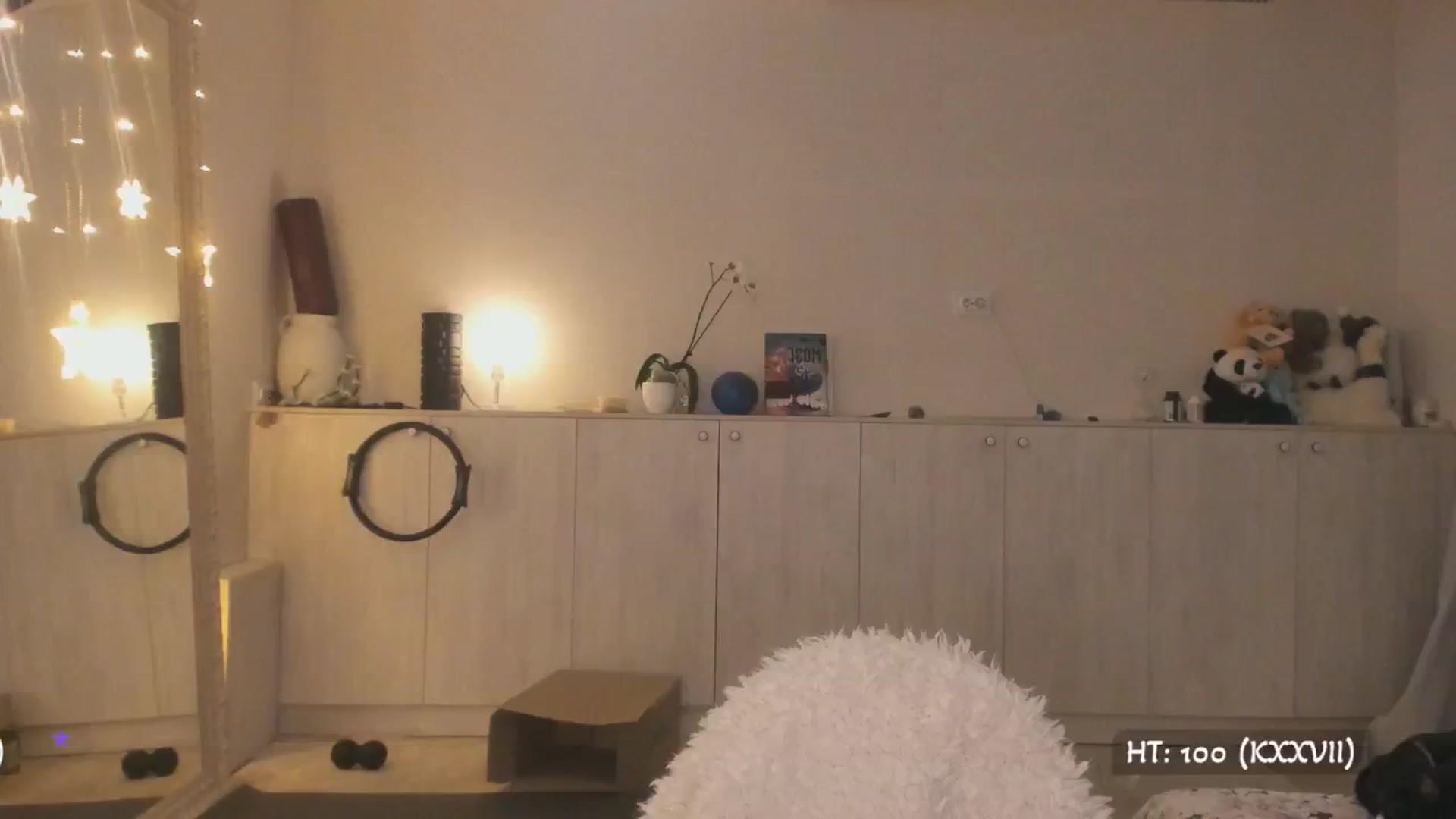 Gallery image thumbnail from Relax_'s myfreecams stream on, 04/11/2025, 01:47 image 8 of 20