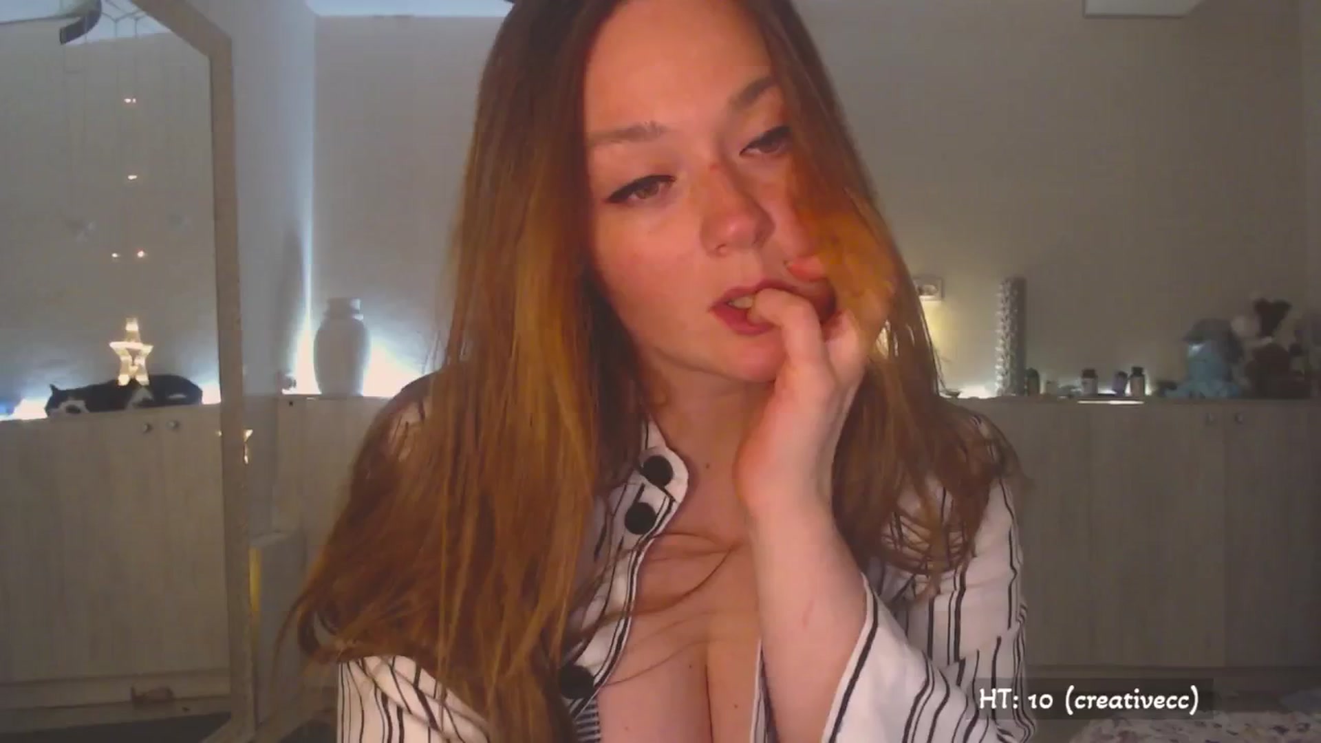 Gallery image thumbnail from Relax_'s myfreecams stream on, 08/17/2025, 02:06 image 4 of 20