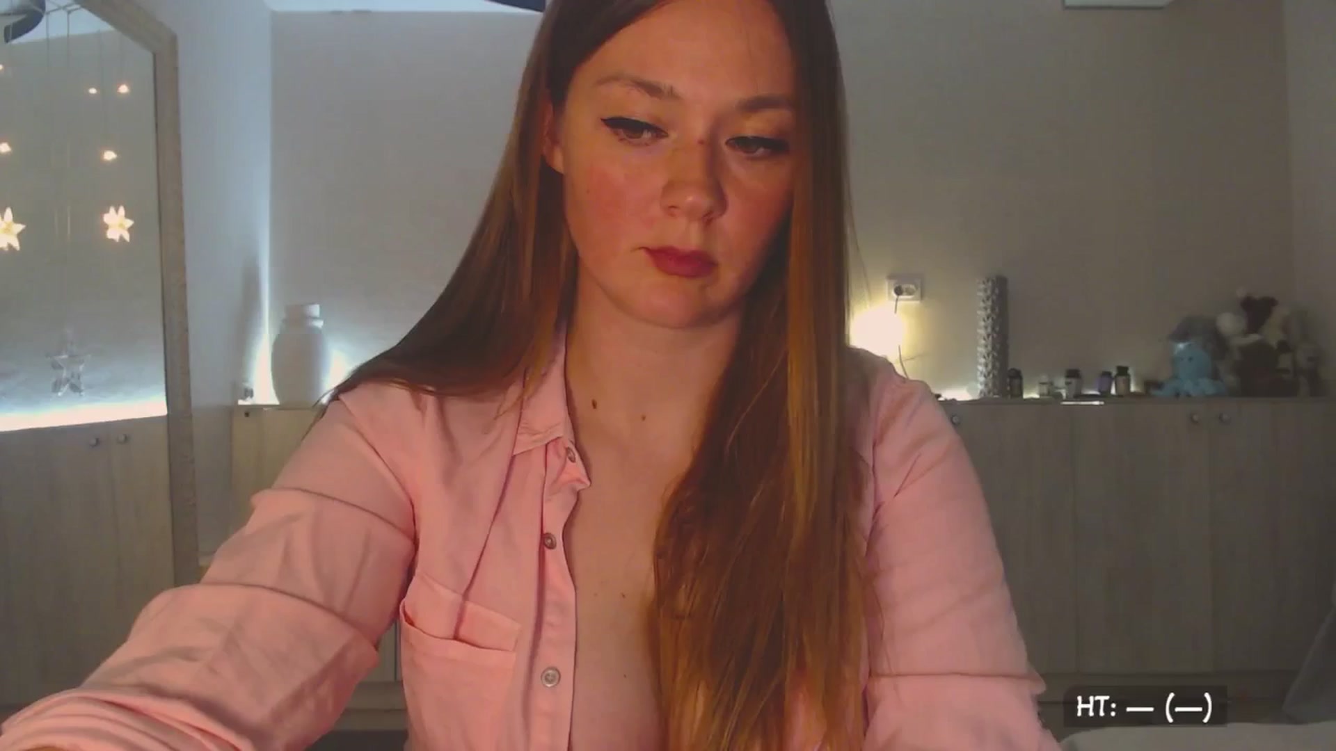 Gallery image thumbnail from Relax_'s myfreecams stream on, 08/19/2025, 24:00 image 4 of 20