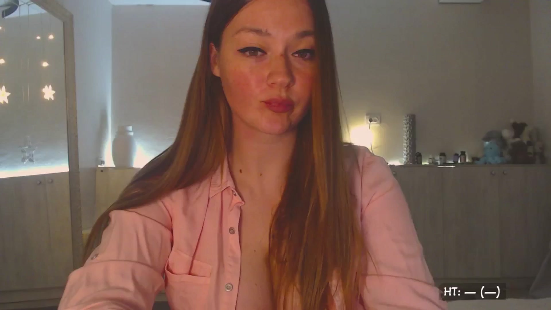 Gallery image thumbnail from Relax_'s myfreecams stream on, 08/19/2025, 24:00 image 6 of 20