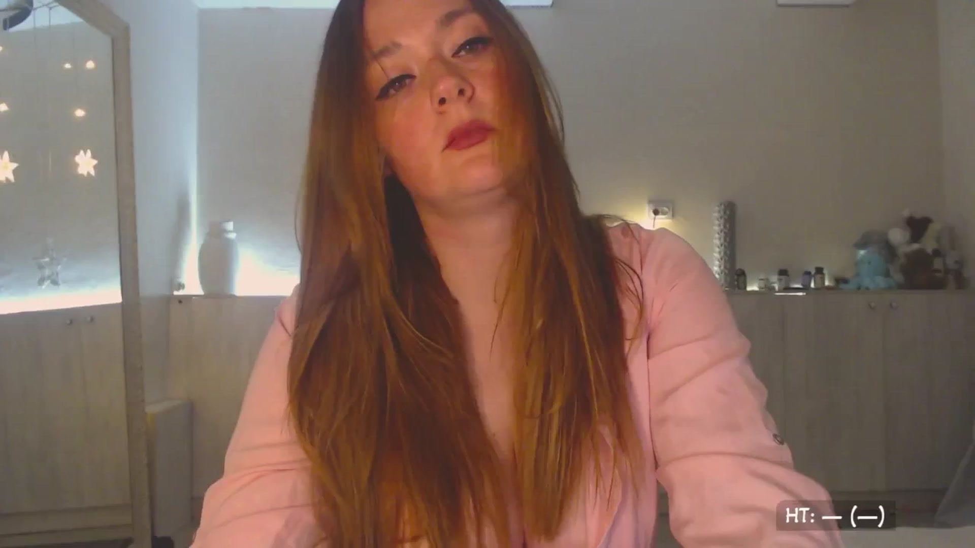 Gallery image thumbnail from Relax_'s myfreecams stream on, 08/19/2025, 24:21 image 10 of 20