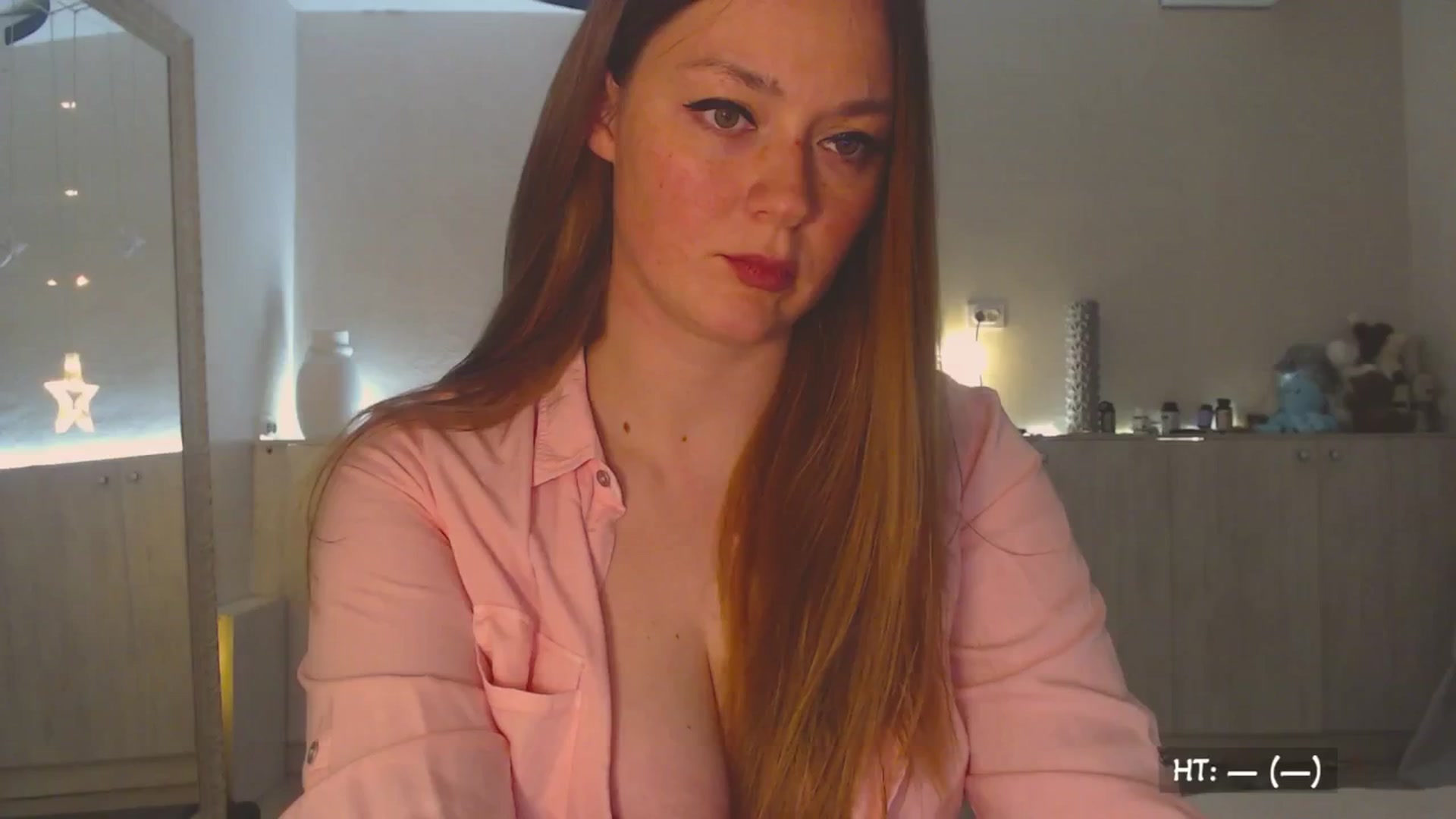 Gallery image thumbnail from Relax_'s myfreecams stream on, 08/19/2025, 24:21 image 6 of 20