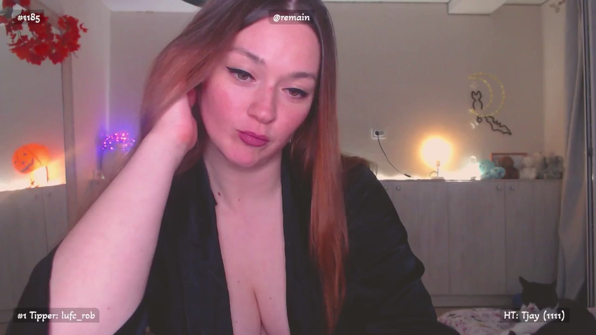 Gallery image thumbnail from Relax_'s myfreecams stream on, 10/28/2025, 24:06 image 4 of 20