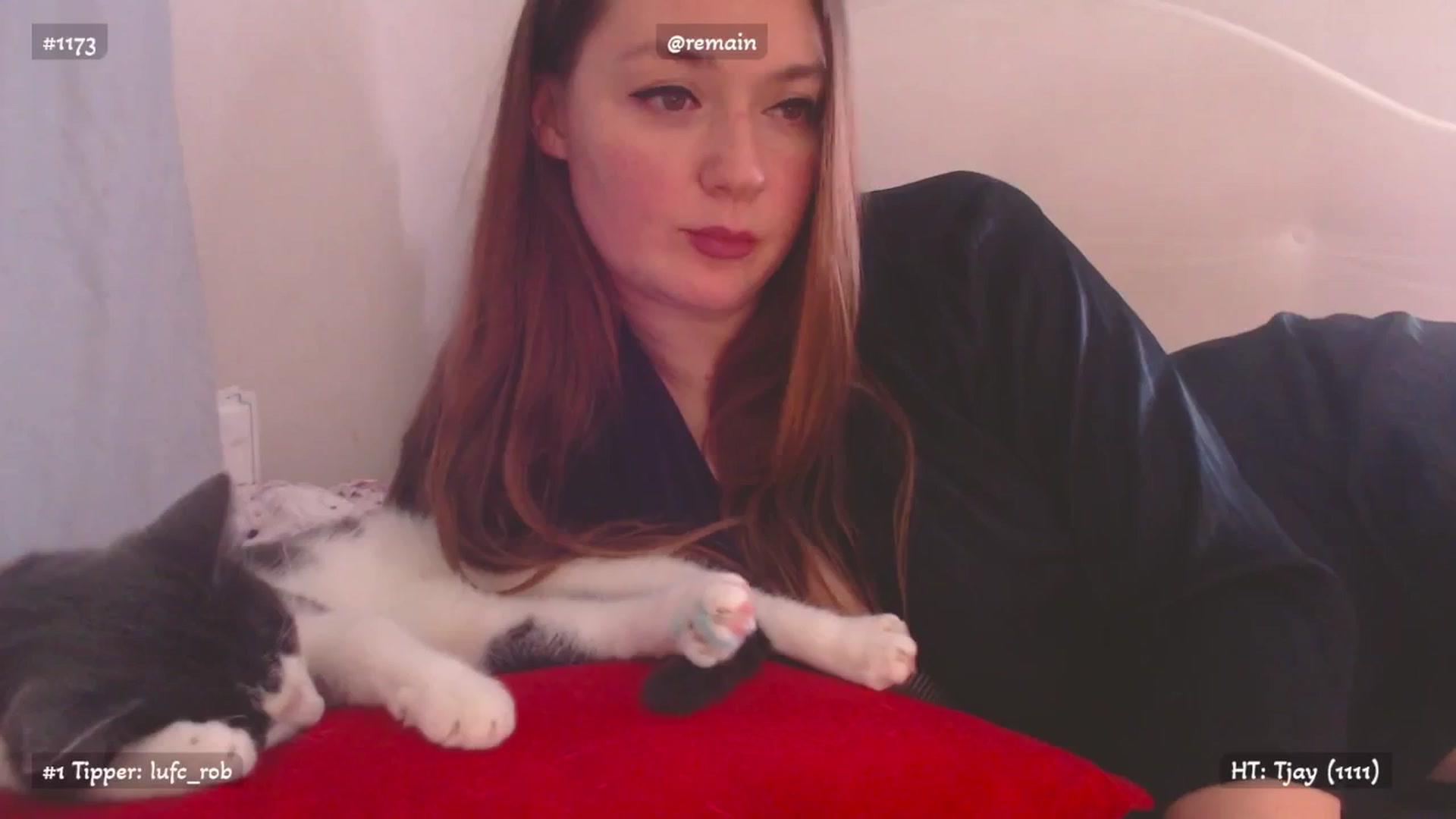 Gallery image thumbnail from Relax_'s myfreecams stream on, 10/28/2025, 01:32 image 10 of 20