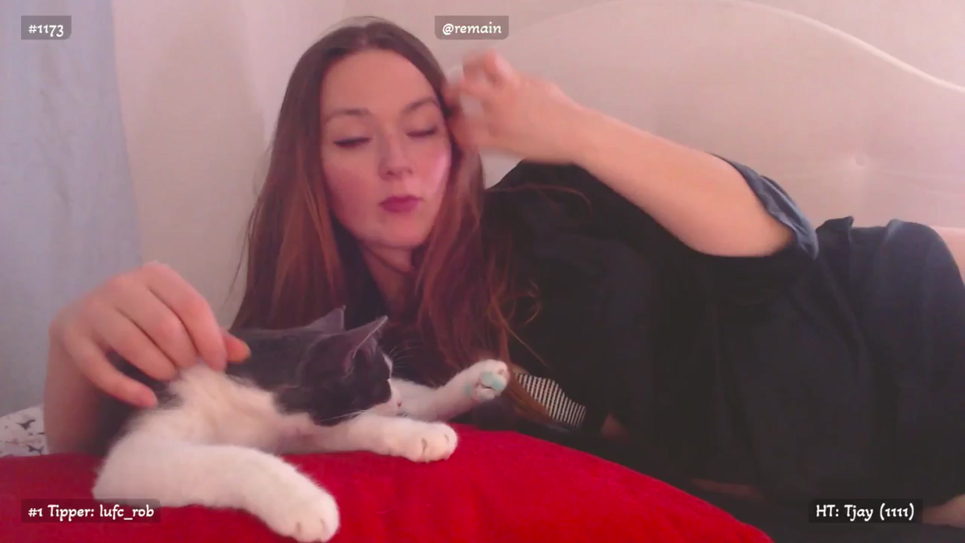 Gallery image thumbnail from Relax_'s myfreecams stream on, 10/28/2025, 01:32 image 11 of 20