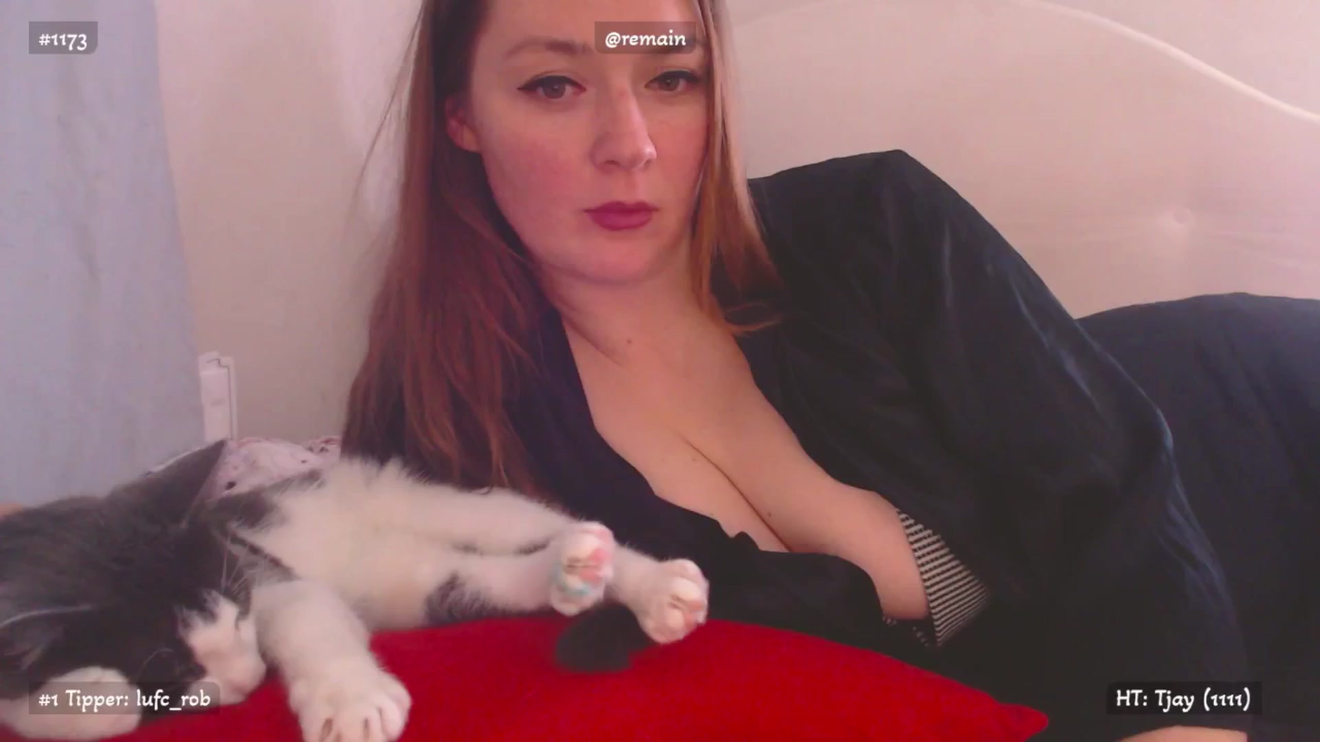 Gallery image thumbnail from Relax_'s myfreecams stream on, 10/28/2025, 01:32 image 8 of 20