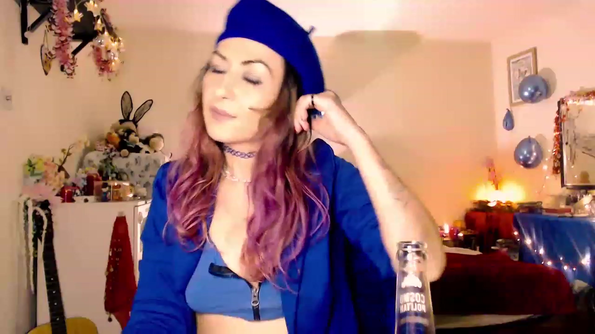 Gallery image thumbnail from RememberMeDee's myfreecams stream on, 12/26/2022, 24:57 image 3 of 20