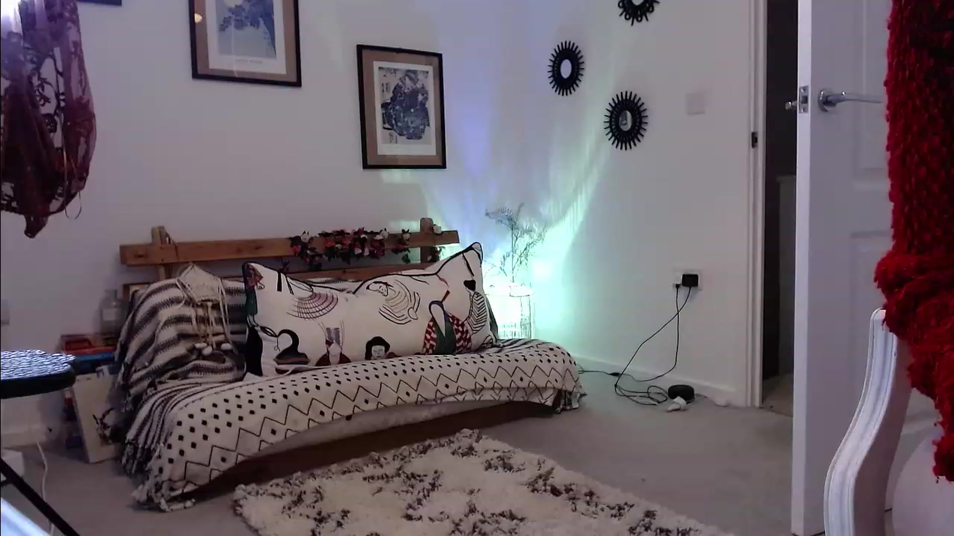 Gallery image thumbnail from RemiClem1's myfreecams stream on, 11/30/2022, 21:53 image 15 of 20