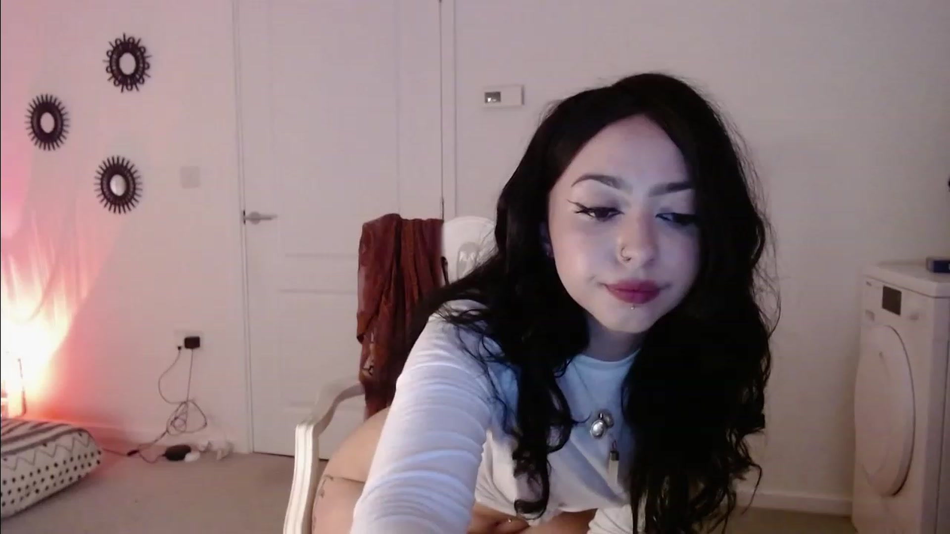 Gallery image thumbnail from Remi_ivy's myfreecams stream on, 04/09/2023, 19:40 image 17 of 20