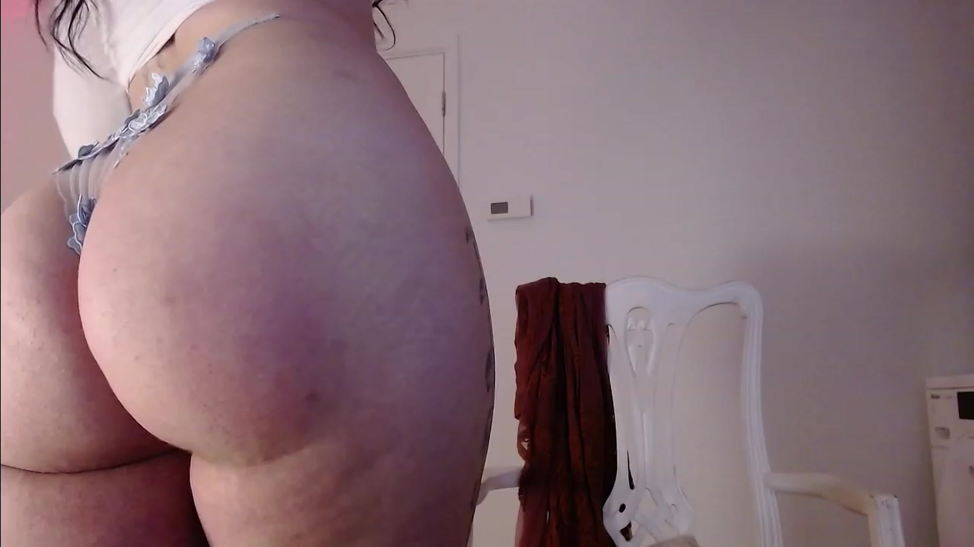 Gallery image thumbnail from Remi_ivy's myfreecams stream on, 04/09/2023, 19:40 image 1 of 20