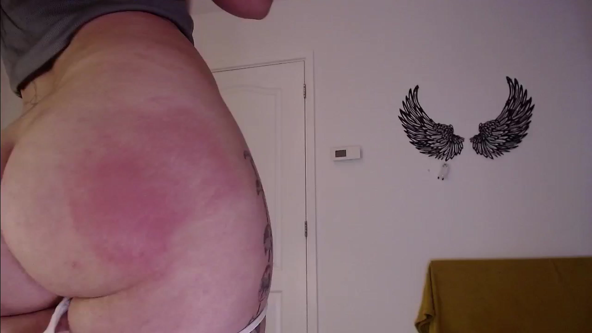 Gallery image thumbnail from Remi_ivy's myfreecams stream on, 08/24/2024, 21:00 image 2 of 20