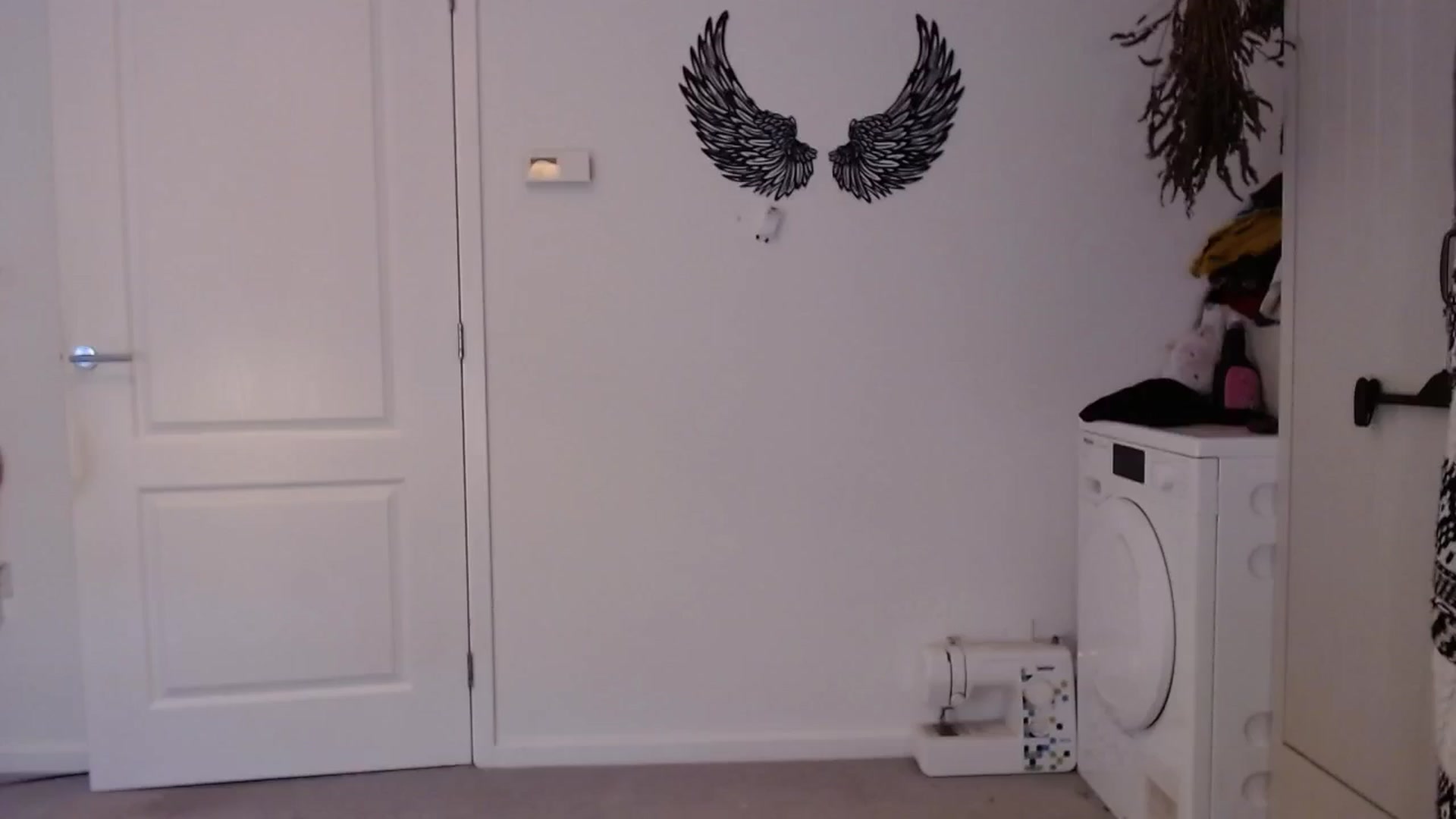 Gallery image thumbnail from Remi_ivy's myfreecams stream on, 12/31/2024, 13:36 image 10 of 20
