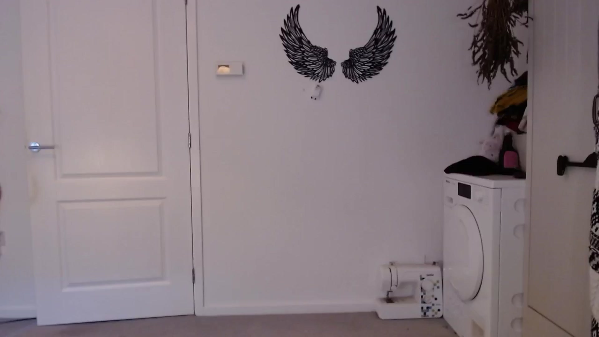 Gallery image thumbnail from Remi_ivy's myfreecams stream on, 12/31/2024, 13:36 image 11 of 20