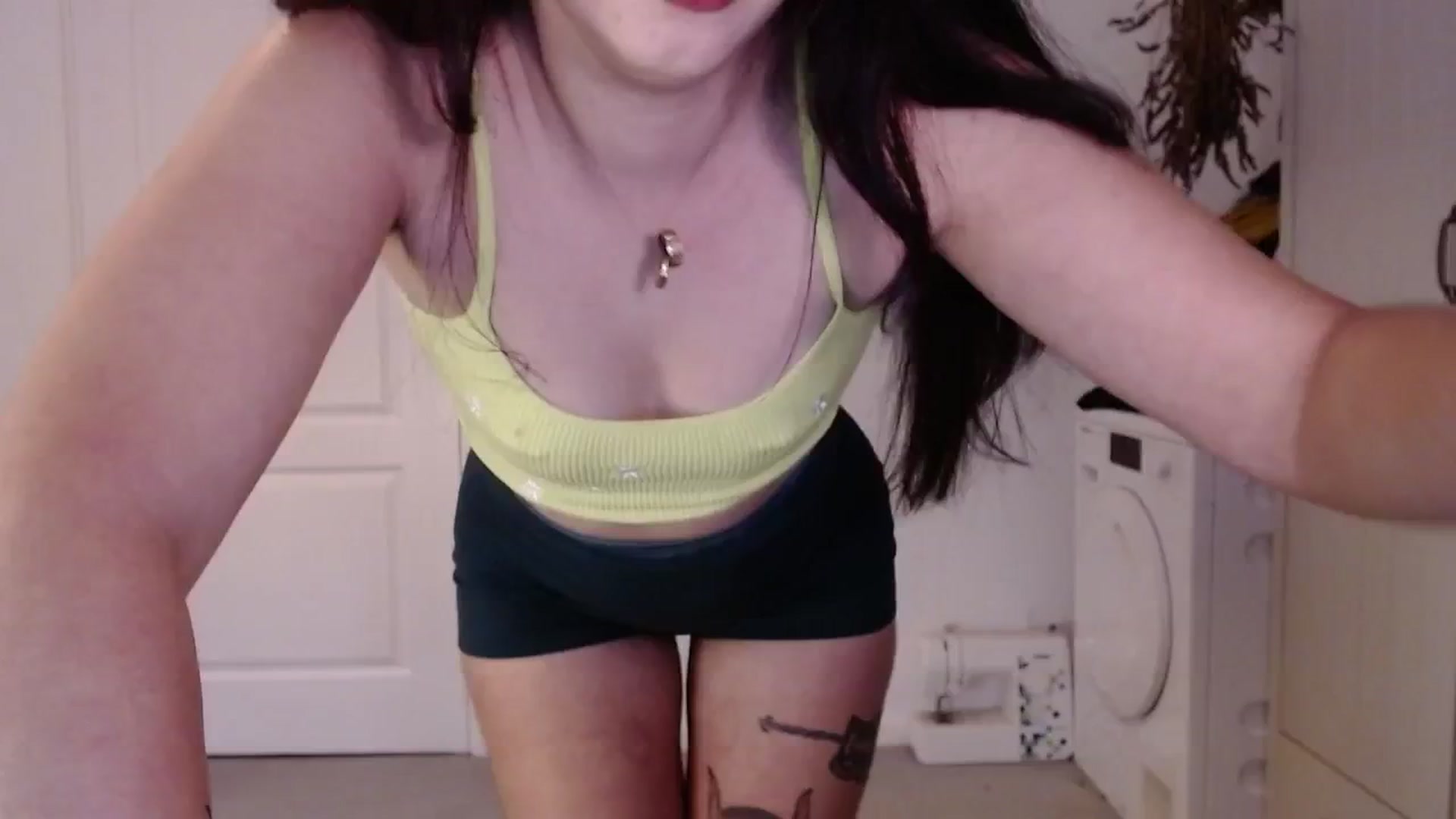 Gallery image thumbnail from Remi_ivy's myfreecams stream on, 12/31/2024, 14:43 image 16 of 20