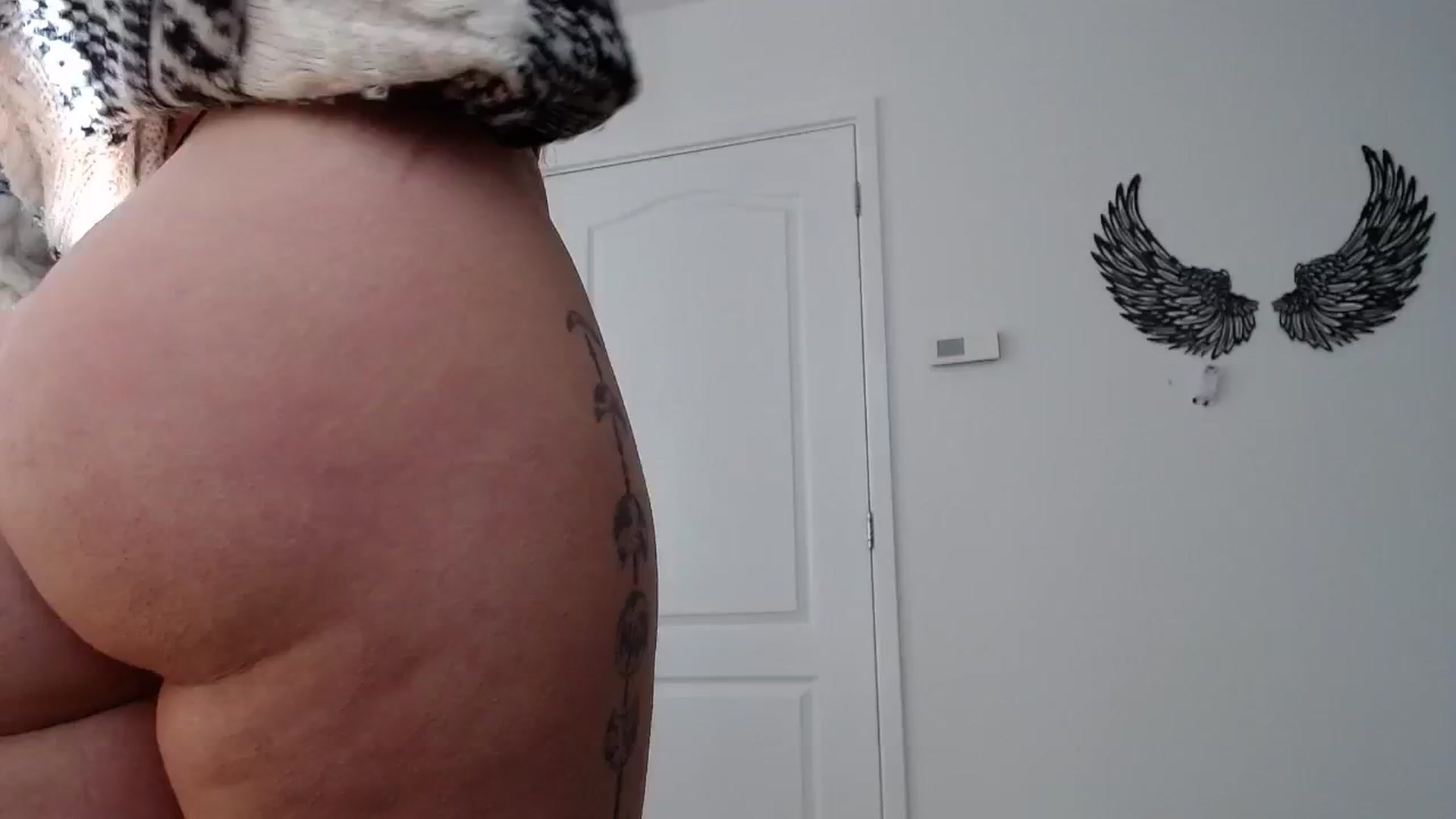 Gallery image thumbnail from Remi_ivy's myfreecams stream on, 01/07/2025, 14:05 image 9 of 20