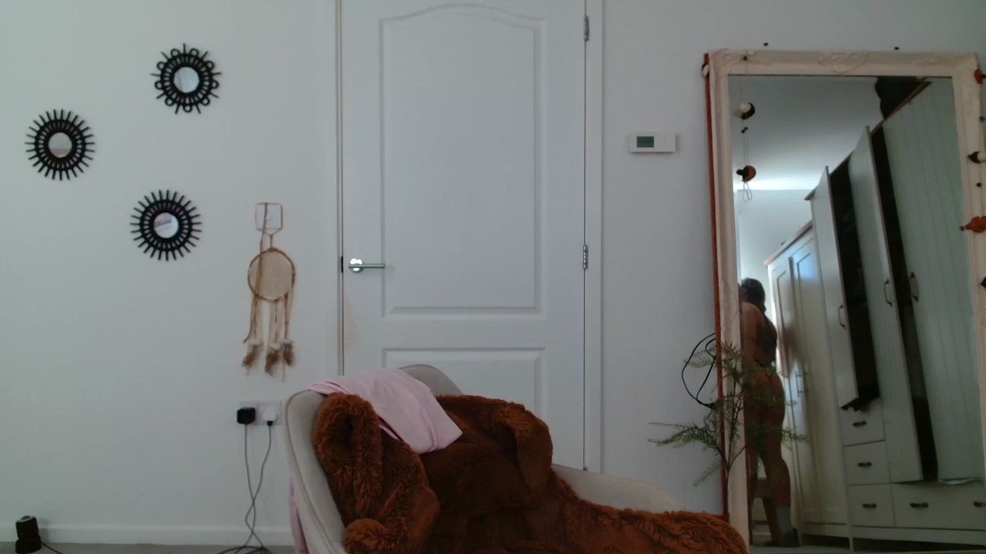 Gallery image thumbnail from Remi_ivy's myfreecams stream on, 03/26/2026, 13:38 image 17 of 20