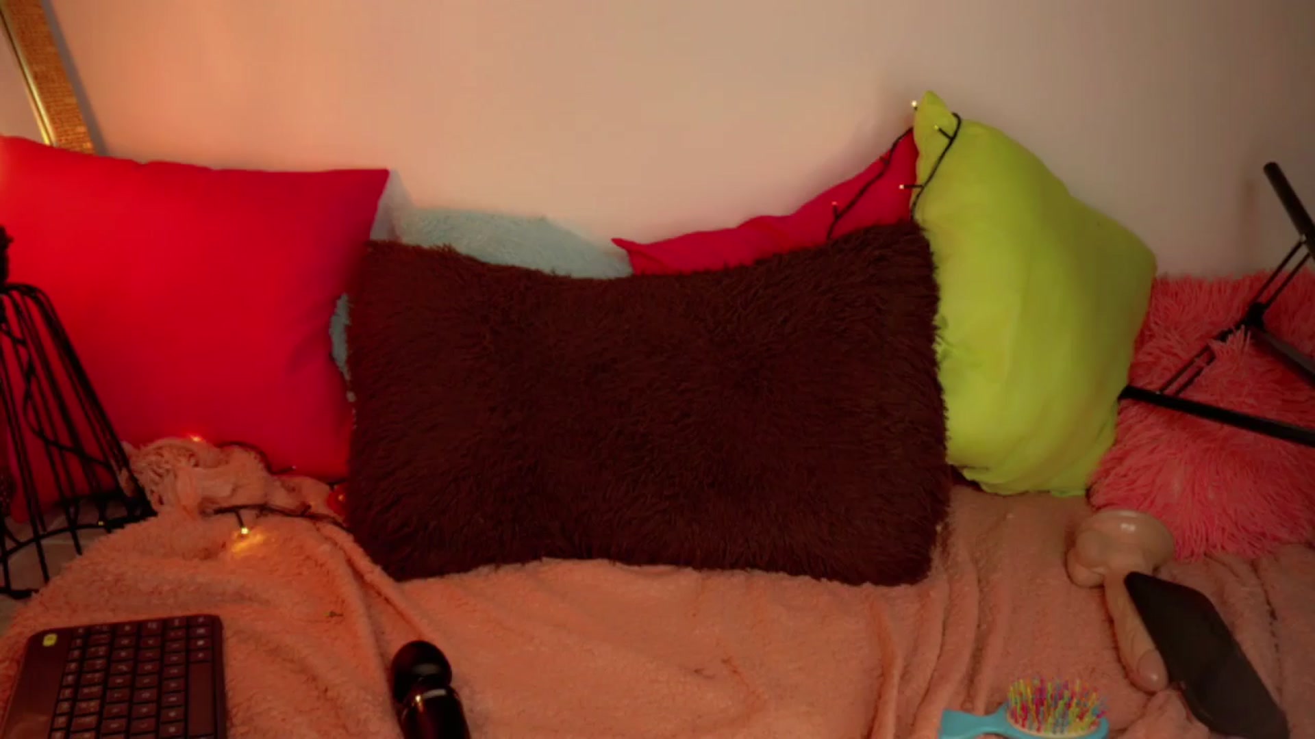 Gallery image thumbnail from RenataFih0or_'s myfreecams stream on, 03/28/2024, 18:40 image 11 of 20