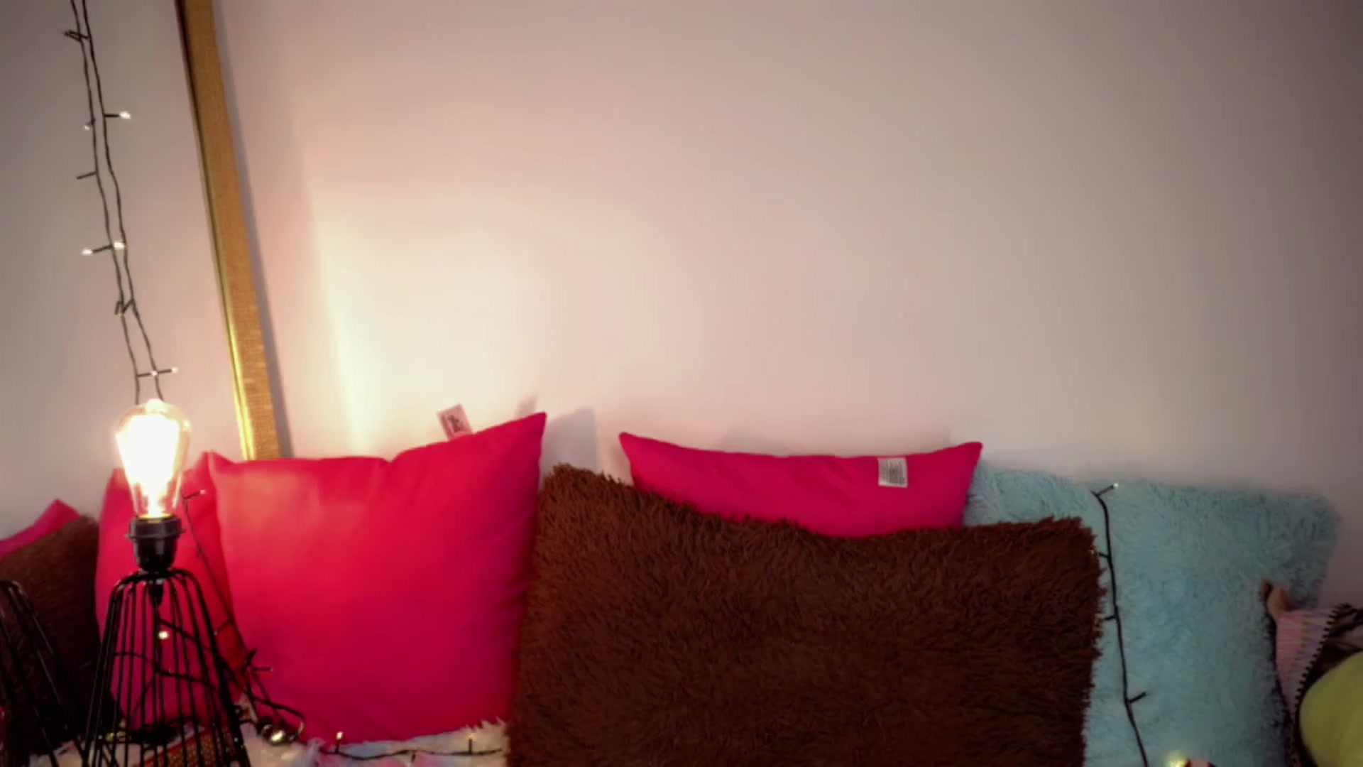 Gallery image thumbnail from RenataFih0or_'s myfreecams stream on, 03/31/2024, 20:07 image 19 of 20