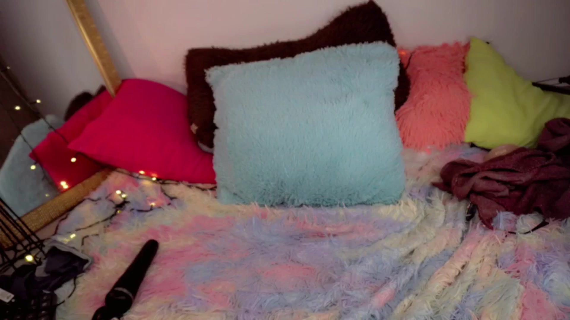Gallery image thumbnail from RenataFih0or_'s myfreecams stream on, 04/27/2024, 15:06 image 12 of 20
