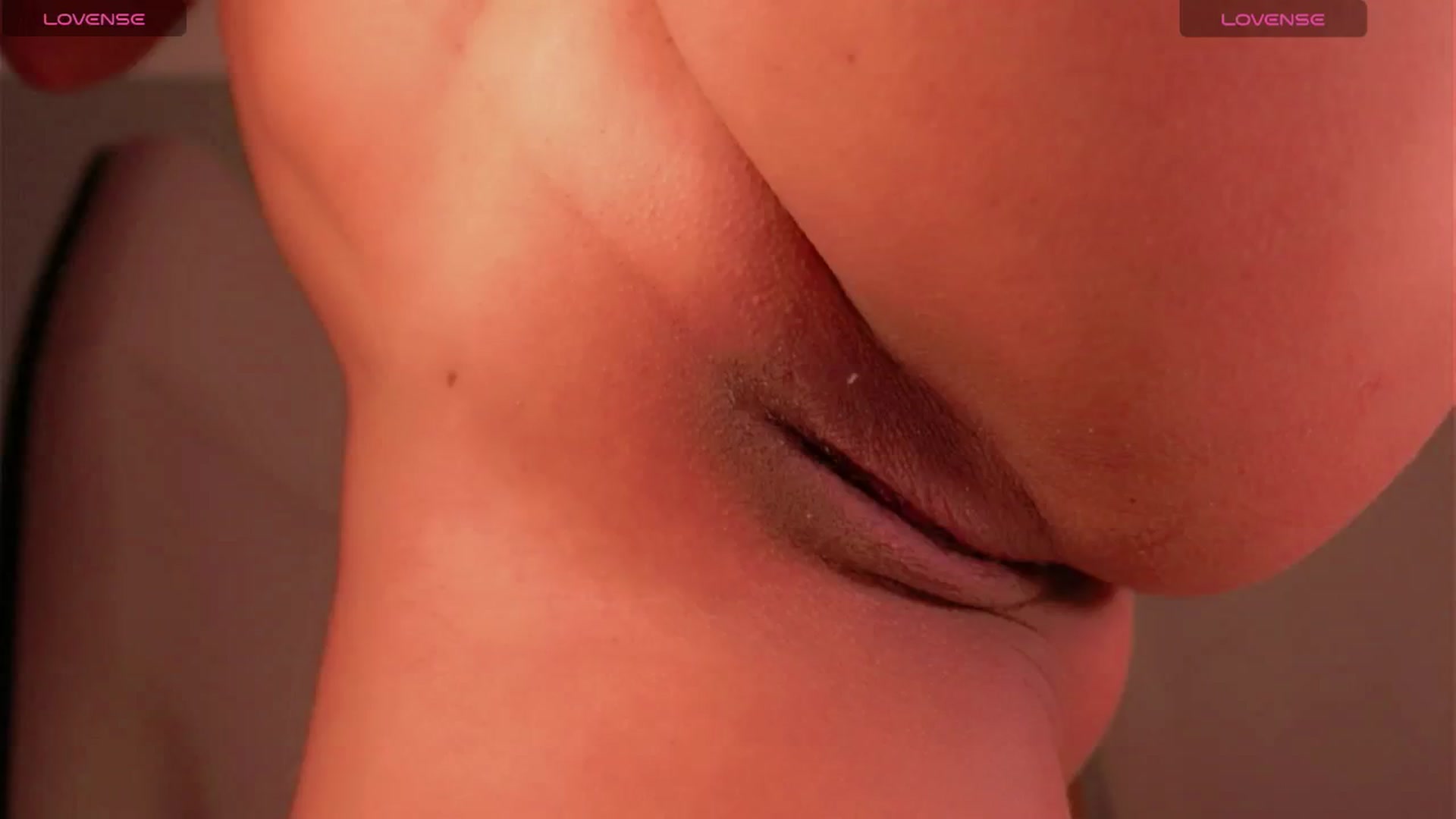 Gallery image thumbnail from RenataFih0or_'s myfreecams stream on, 04/14/2026, 22:46 image 9 of 20