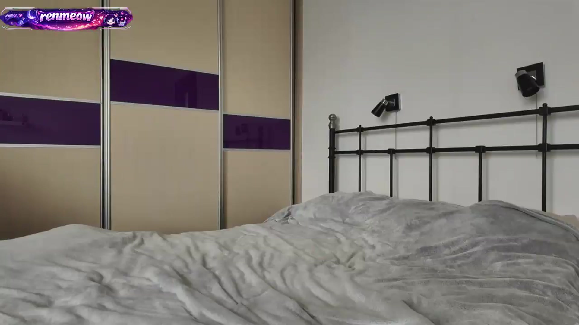 Gallery image thumbnail from Renmeow's myfreecams stream on, 05/24/2026, 11:35 image 15 of 20