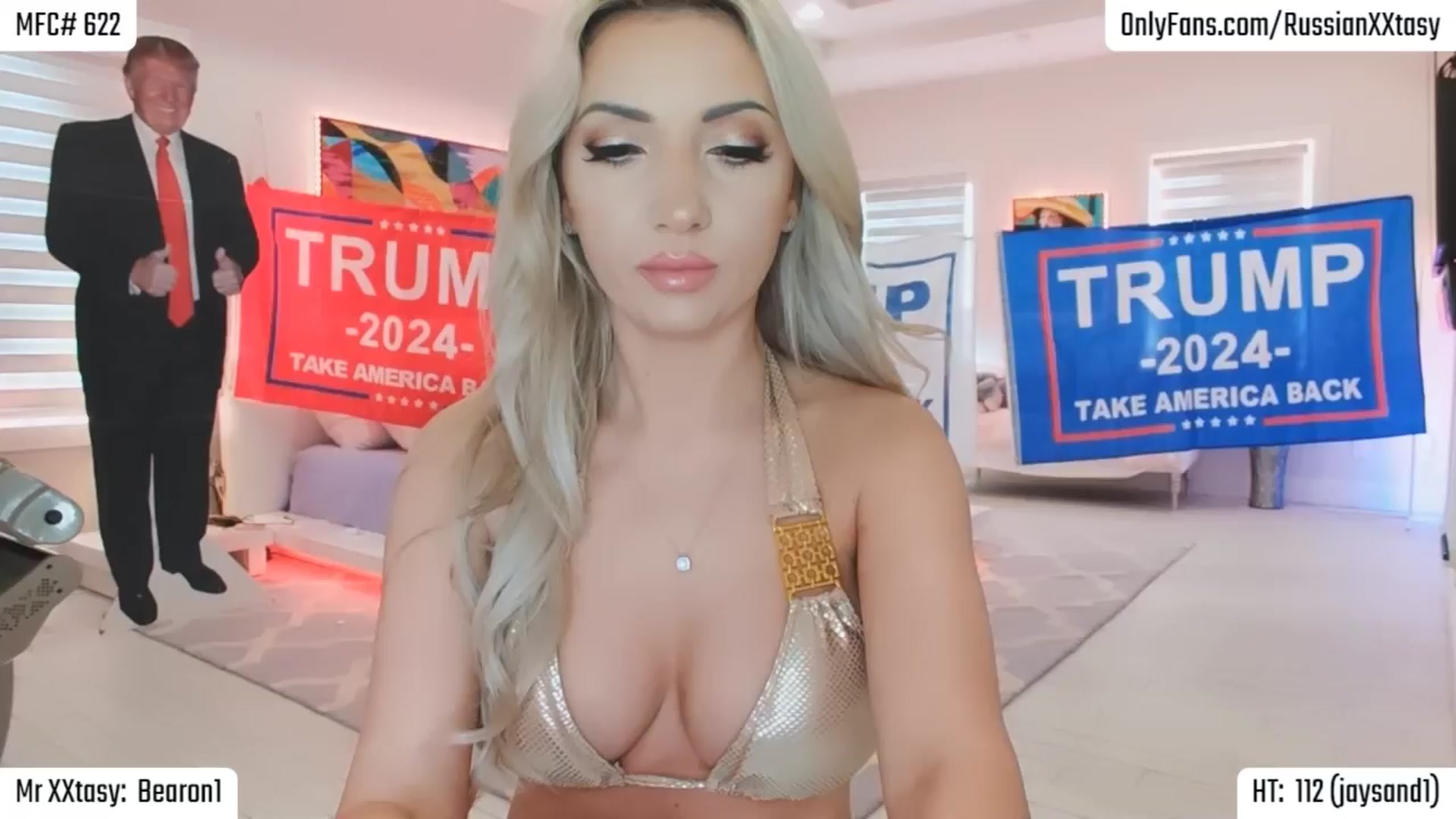 Gallery image thumbnail from RenyXXtasy's myfreecams stream on, 04/04/2024, 23:55 image 5 of 20