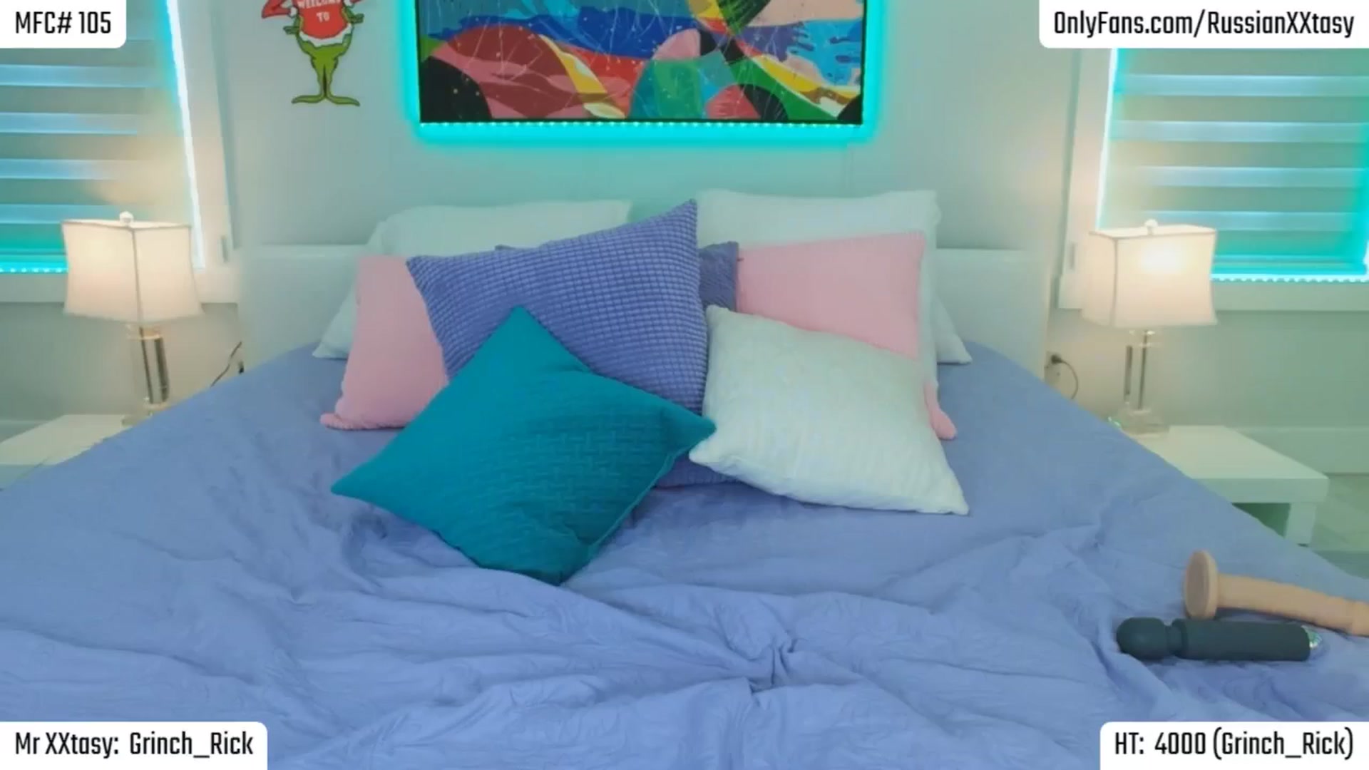 Gallery image thumbnail from RenyXXtasy's myfreecams stream on, 04/18/2024, 24:47 image 12 of 20