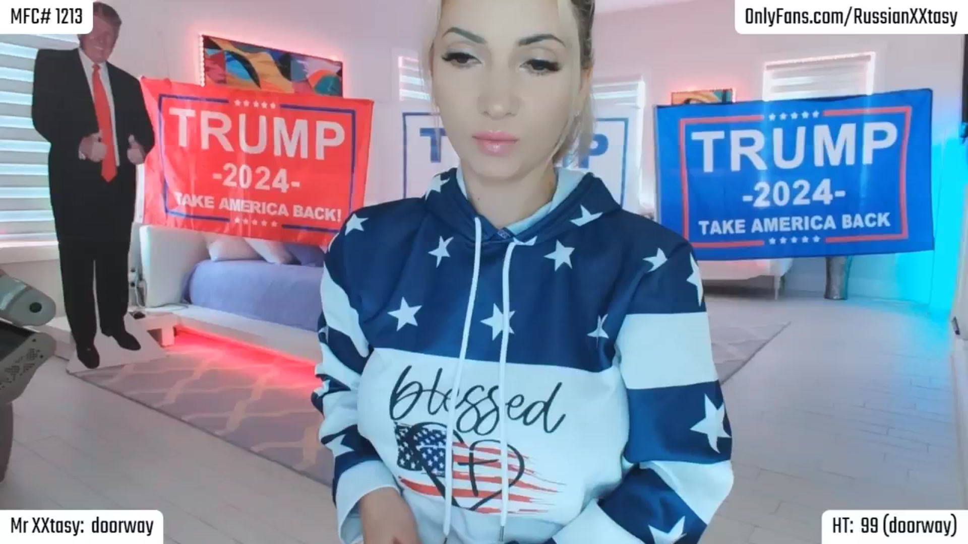Gallery image thumbnail from RenyXXtasy's myfreecams stream on, 05/14/2024, 24:30 image 4 of 20