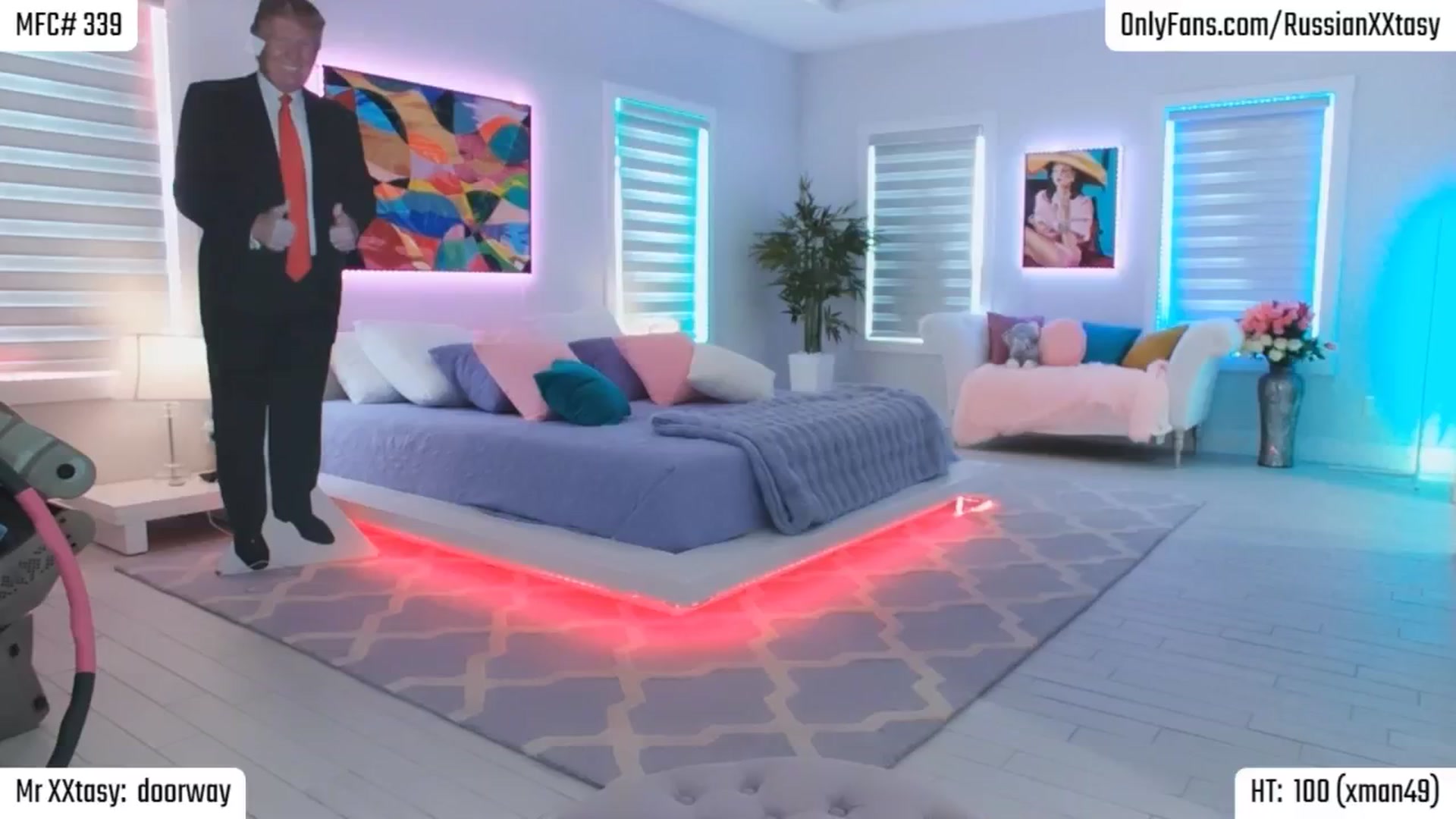 Gallery image thumbnail from RenyXXtasy's myfreecams stream on, 07/18/2024, 24:49 image 3 of 20