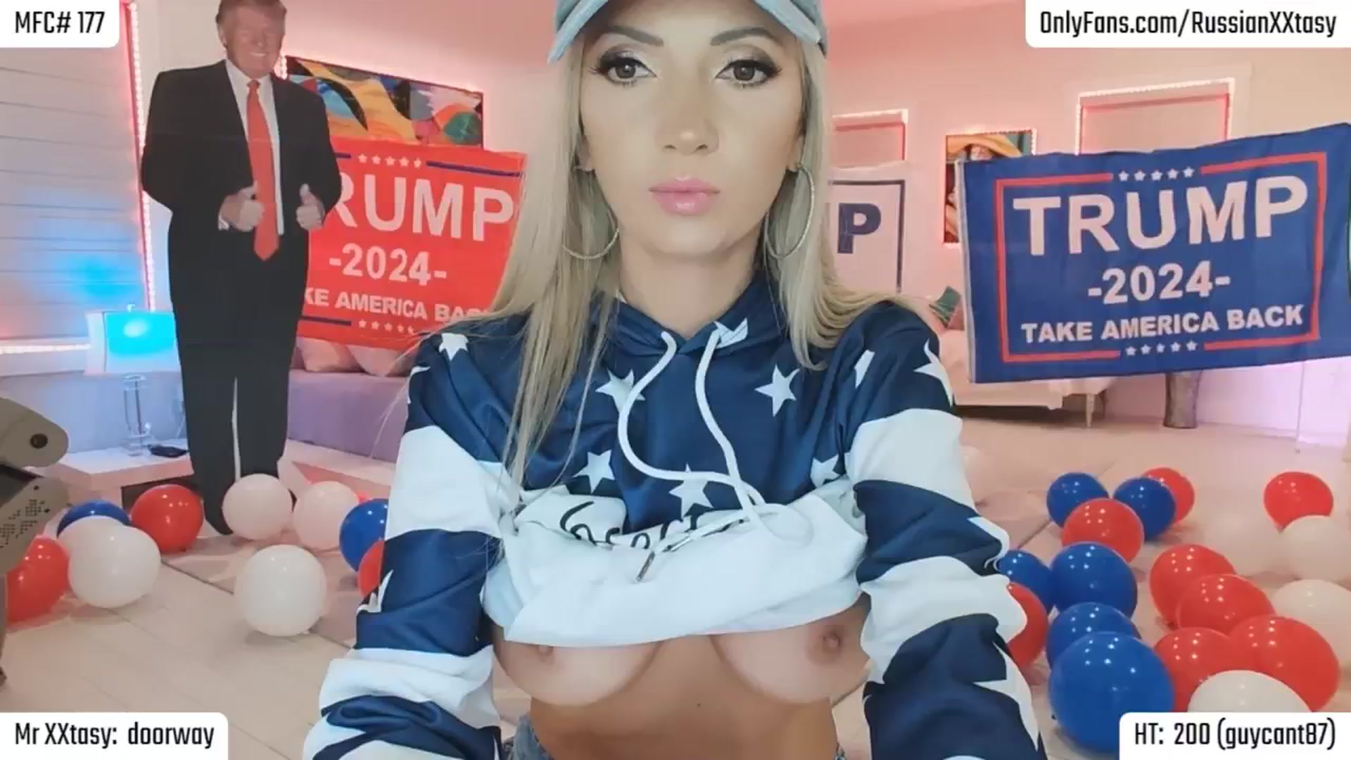 Gallery image thumbnail from RenyXXtasy's myfreecams stream on, 11/05/2024, 24:21 image 8 of 20