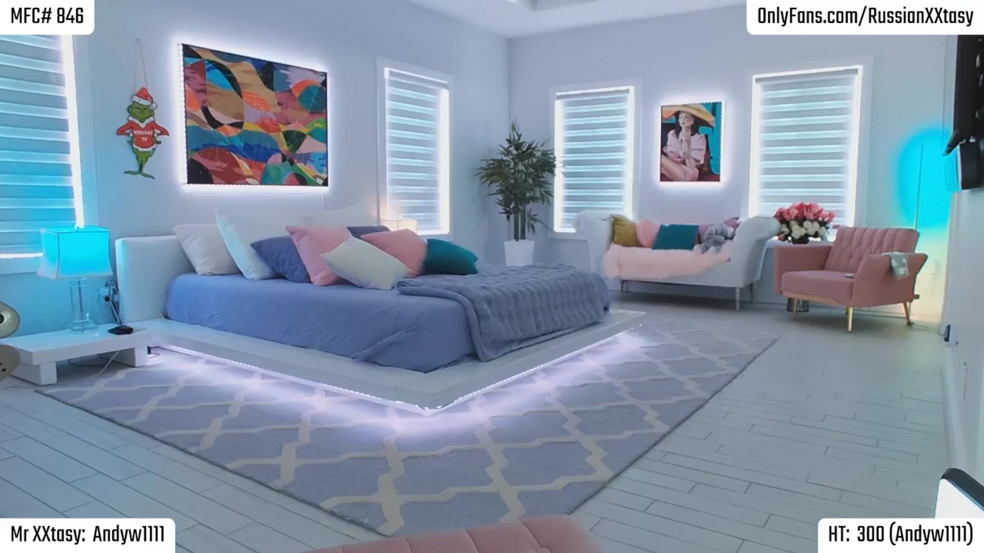 Gallery image thumbnail from RenyXXtasy's myfreecams stream on, 08/18/2025, 22:35 image 1 of 20