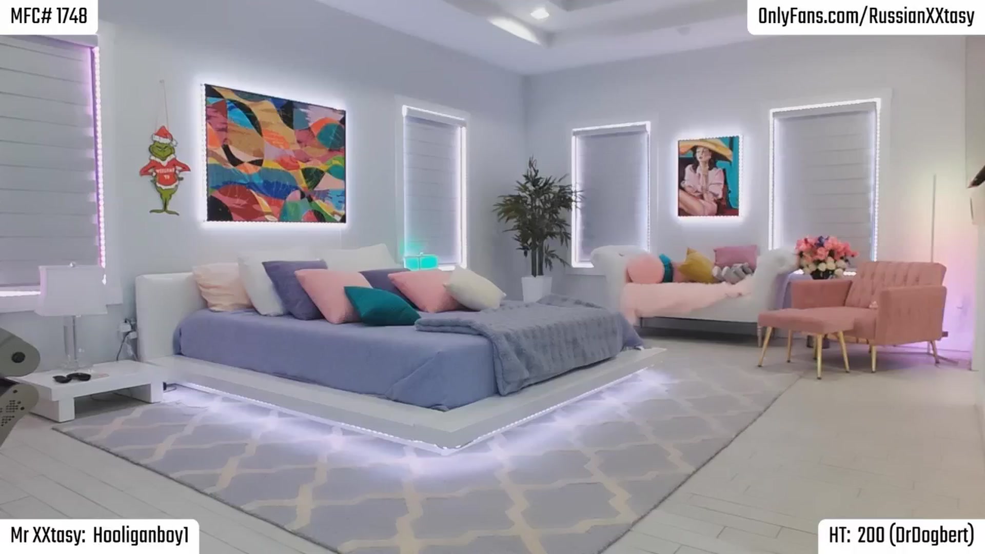 Gallery image thumbnail from RenyXXtasy's myfreecams stream on, 11/20/2025, 01:06 image 7 of 20
