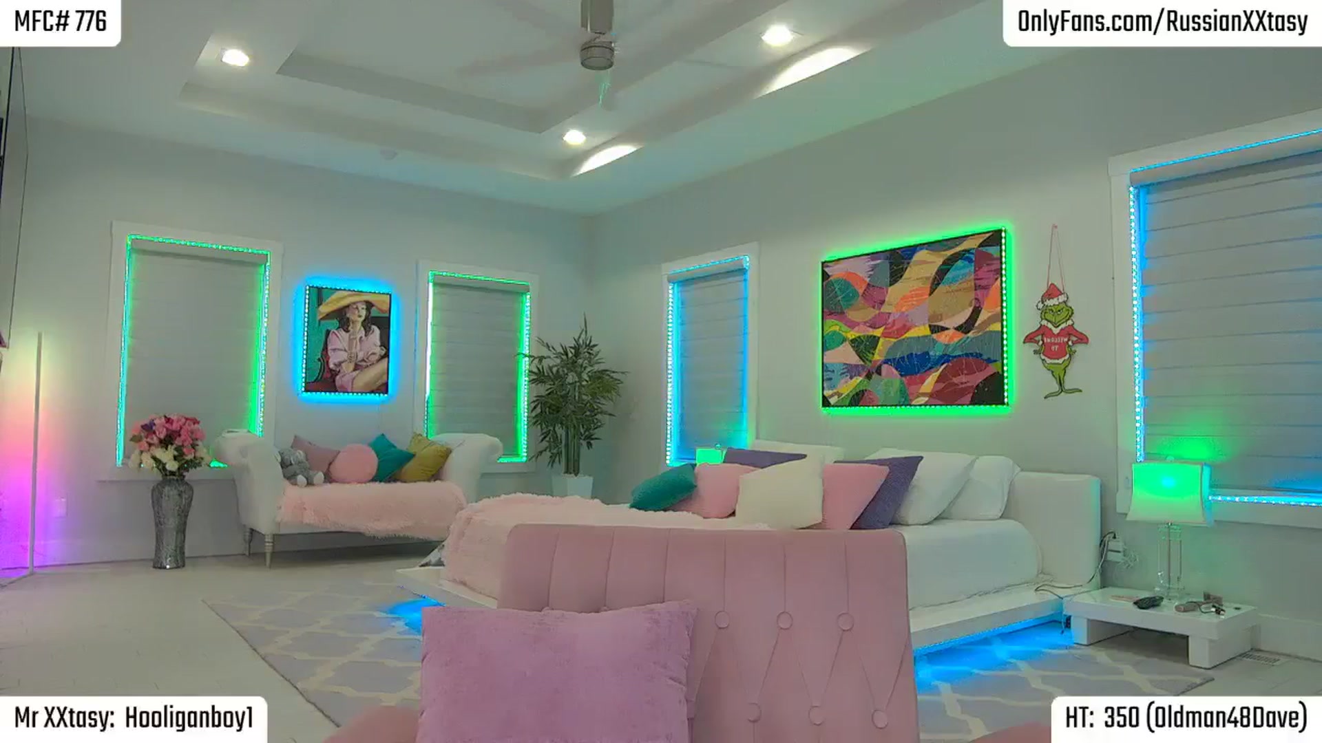 Gallery image thumbnail from RenyXXtasy's myfreecams stream on, 03/20/2026, 23:58 image 19 of 20