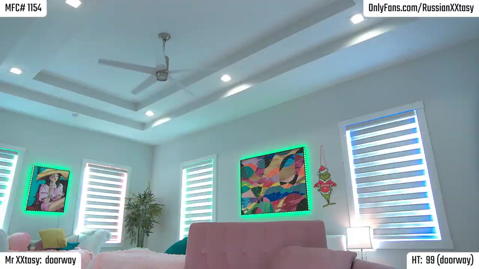 Gallery image thumbnail from RenyXXtasy's myfreecams stream on, 06/20/2026, 19:39 image 4 of 20