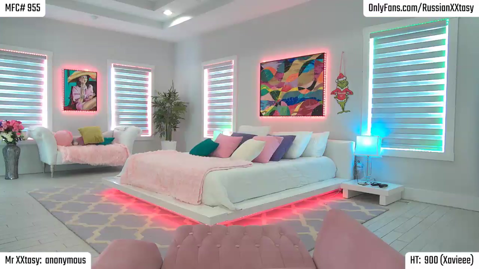 Gallery image thumbnail from RenyXXtasy's myfreecams stream on, 06/20/2026, 22:07 image 13 of 20
