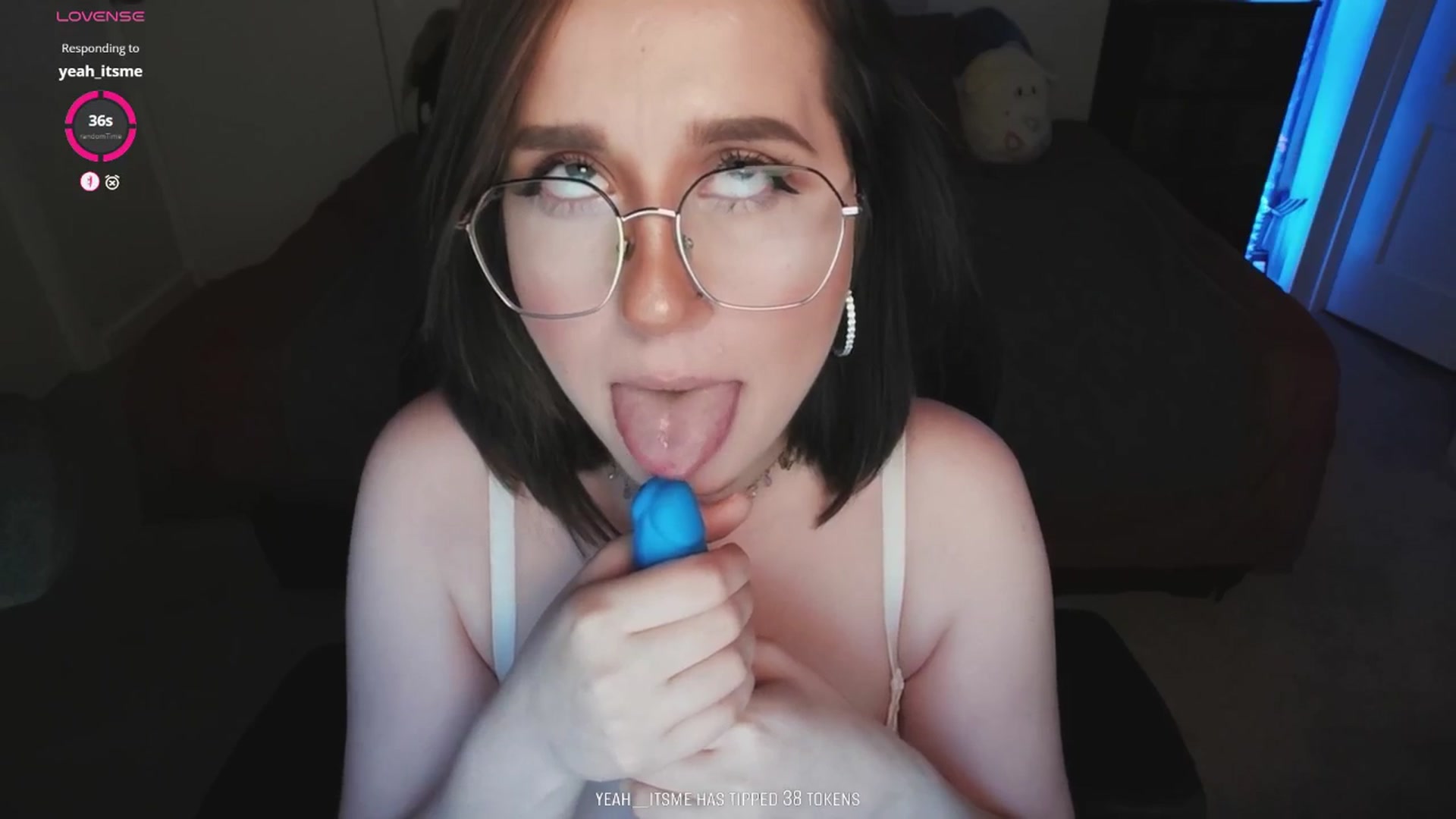 Gallery image thumbnail from ReuxDolph's myfreecams stream on, 02/26/2026, 14:00 image 4 of 20
