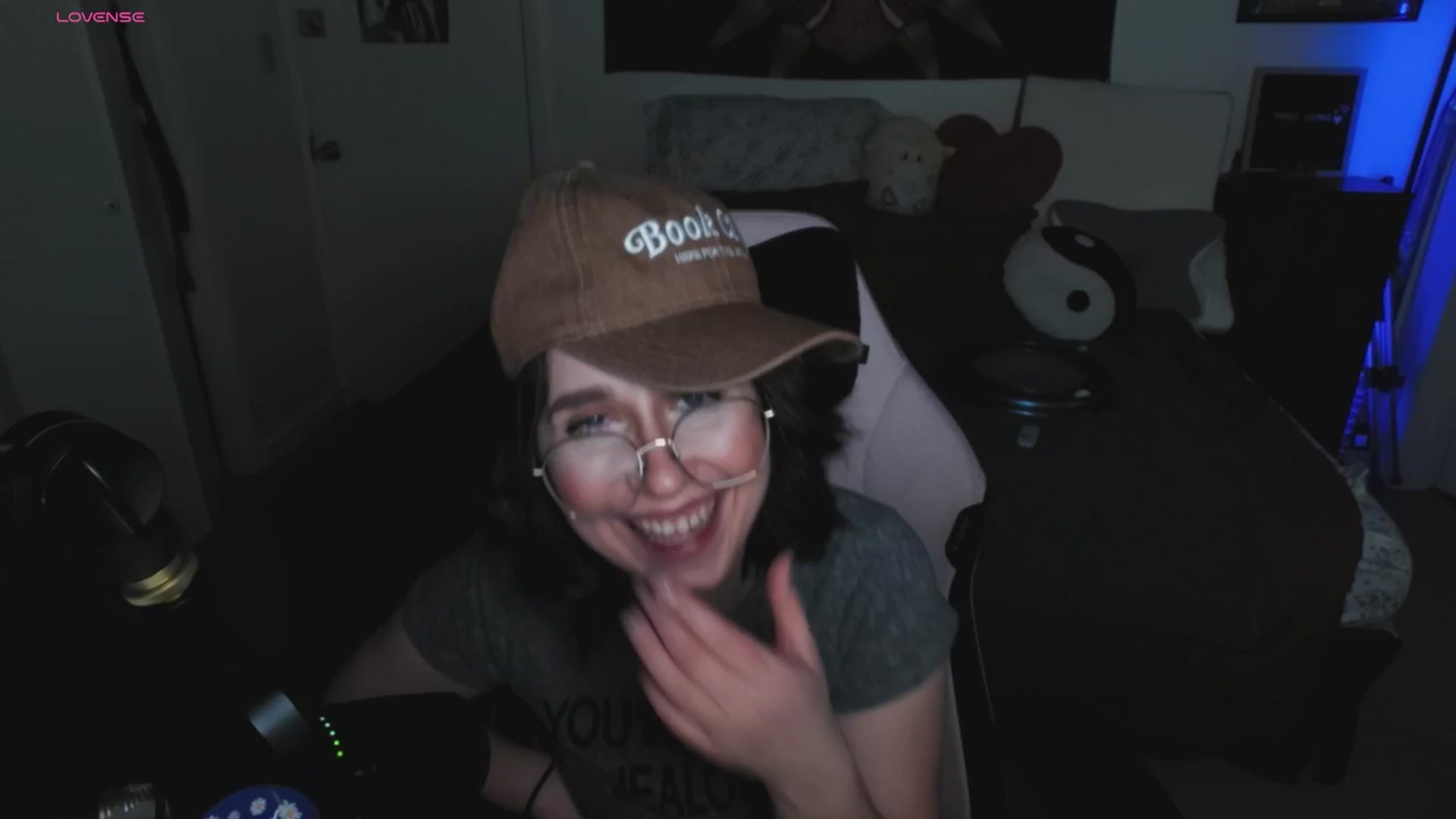 Gallery image thumbnail from ReuxDolph's myfreecams stream on, 03/05/2026, 14:17 image 5 of 20