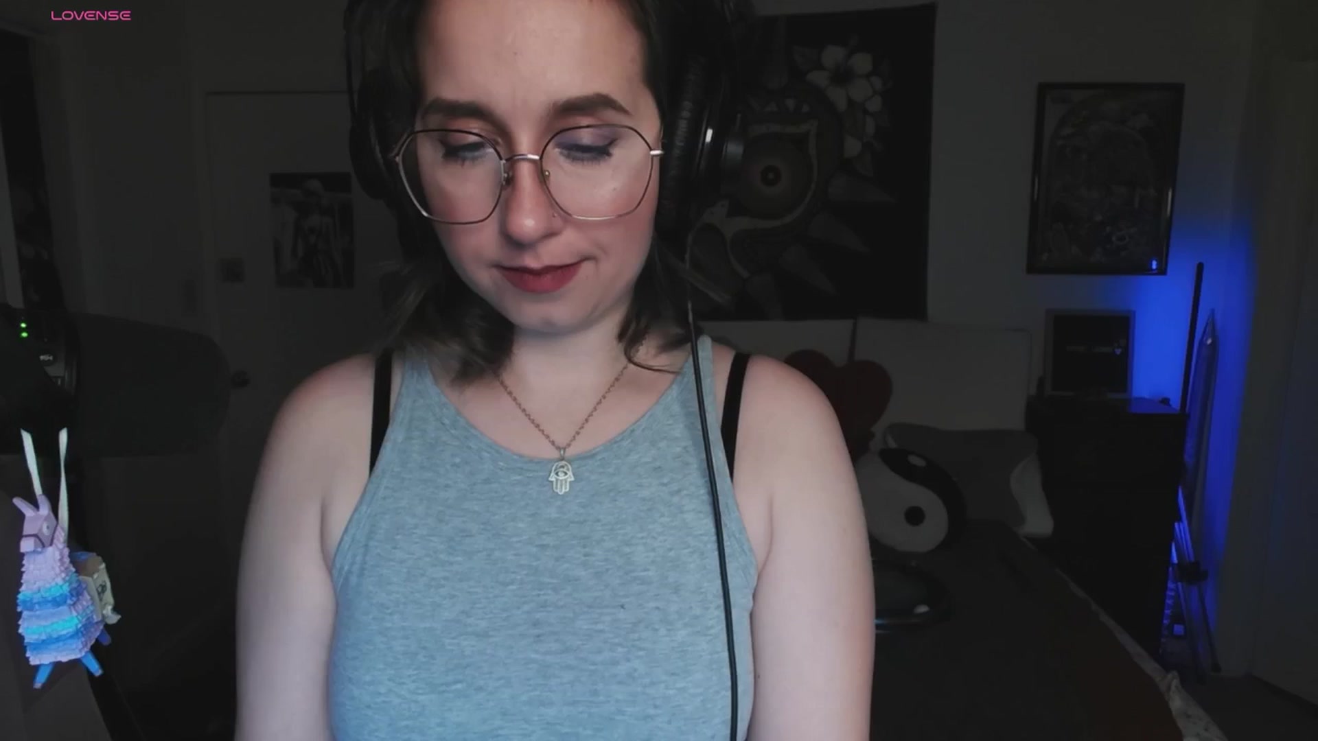 Gallery image thumbnail from ReuxDolph's myfreecams stream on, 03/05/2026, 14:51 image 17 of 20