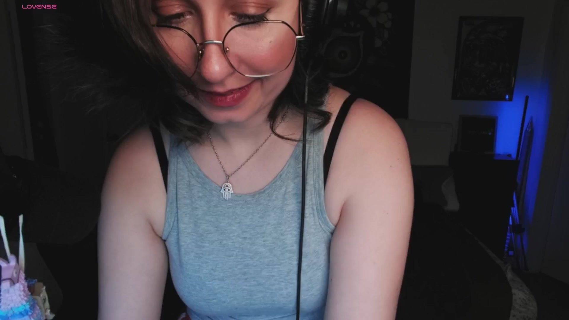 Gallery image thumbnail from ReuxDolph's myfreecams stream on, 03/05/2026, 14:51 image 7 of 20