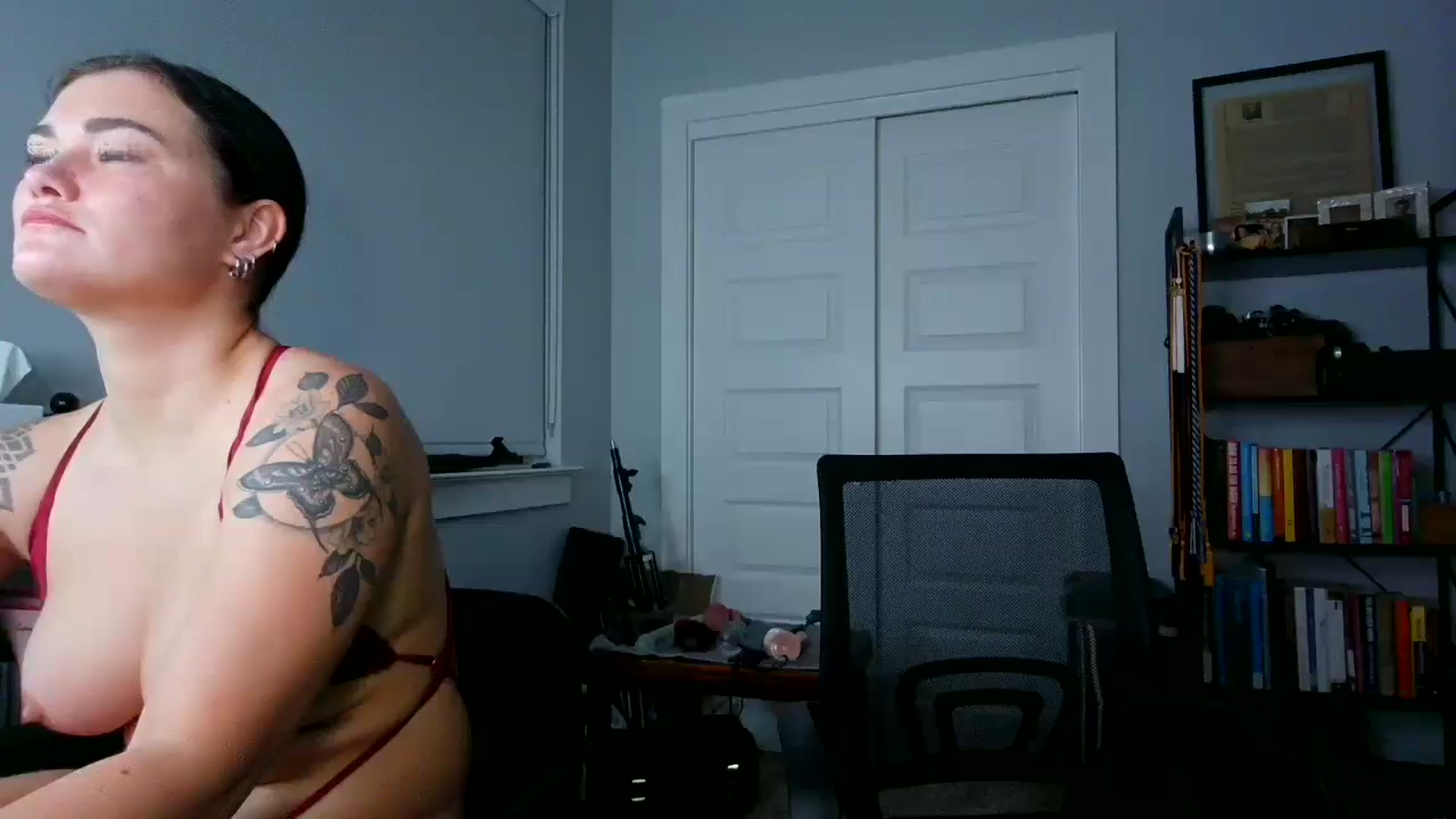 Gallery image thumbnail from Revrsecowgirl's myfreecams stream on, 09/25/2025, 12:49 image 10 of 20