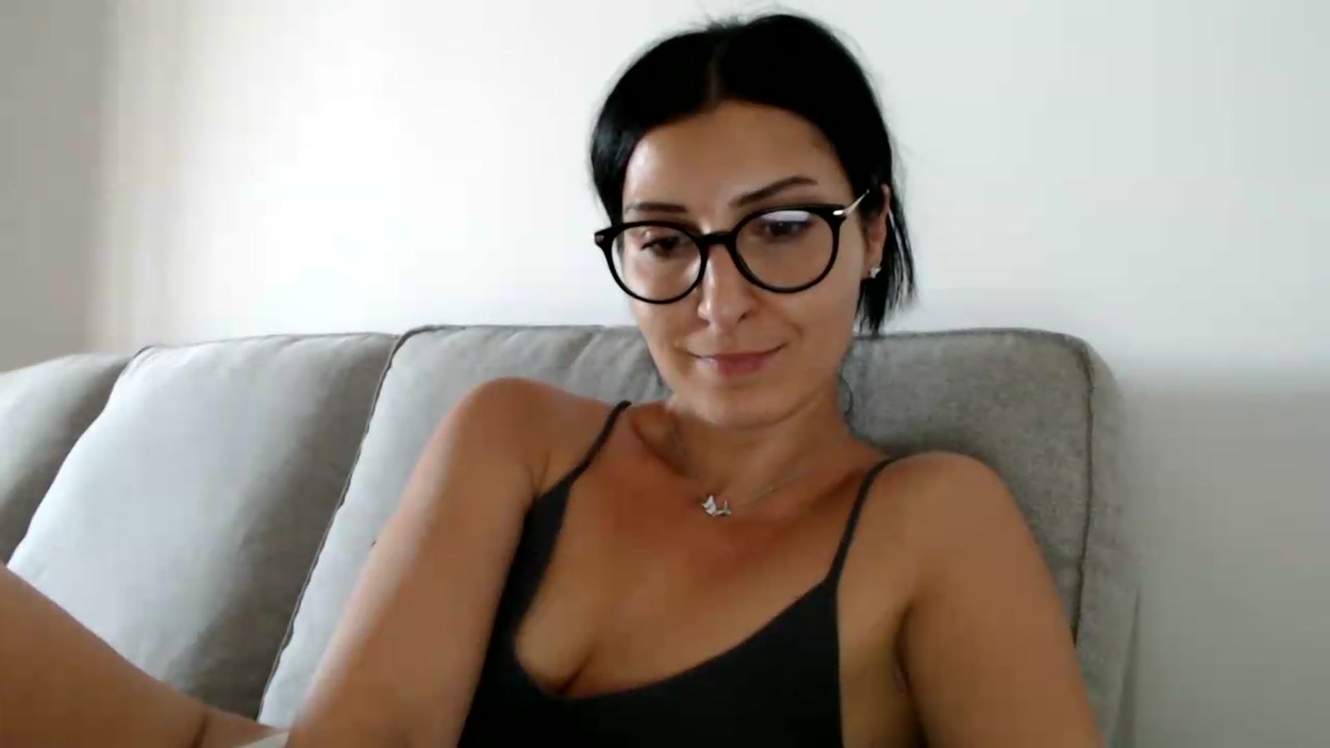 Gallery image thumbnail from ReyInna's myfreecams stream on, 06/19/2026, 11:03 image 4 of 20